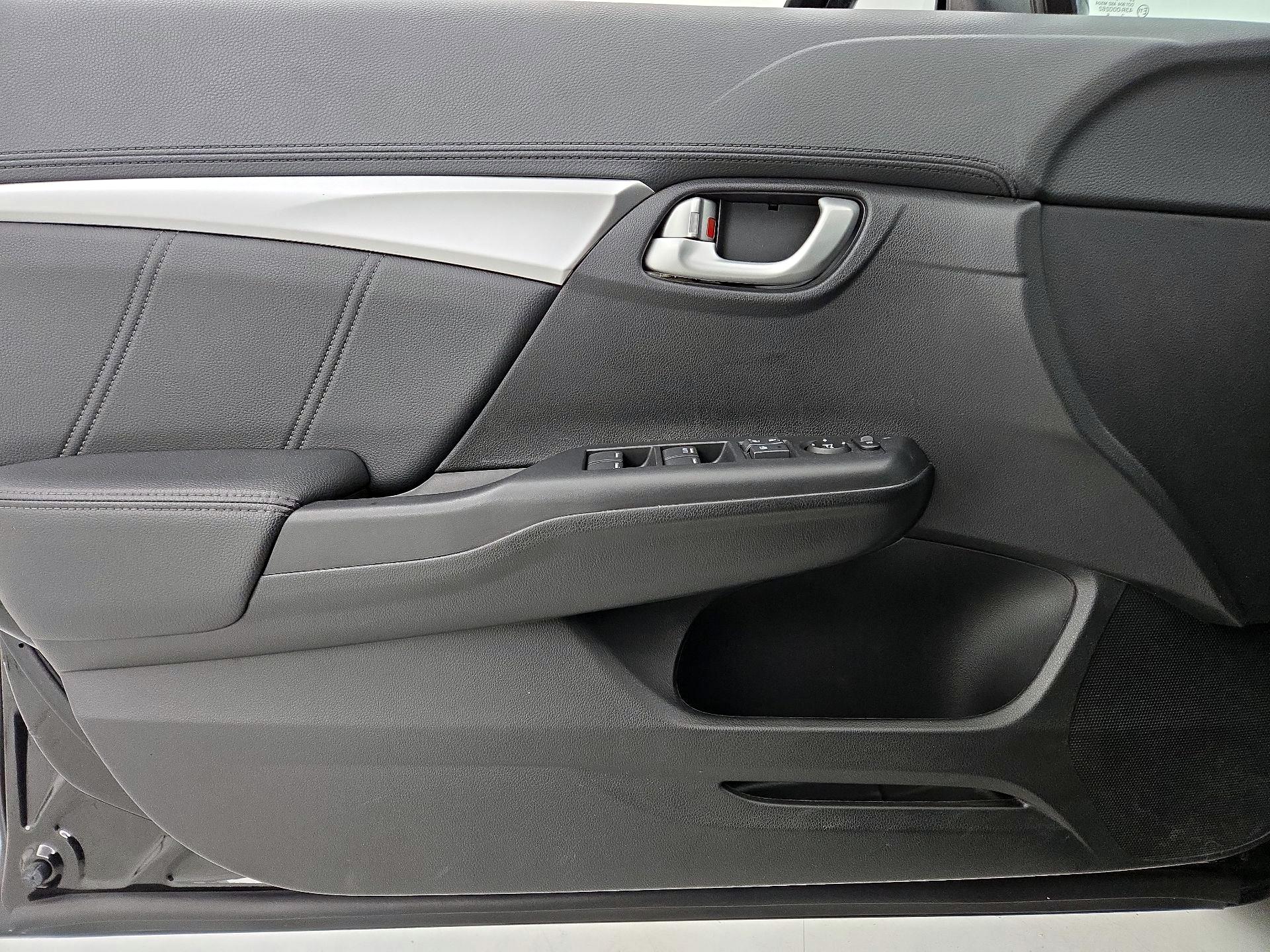 Thumbnail: 2015 Honda Civic - 12