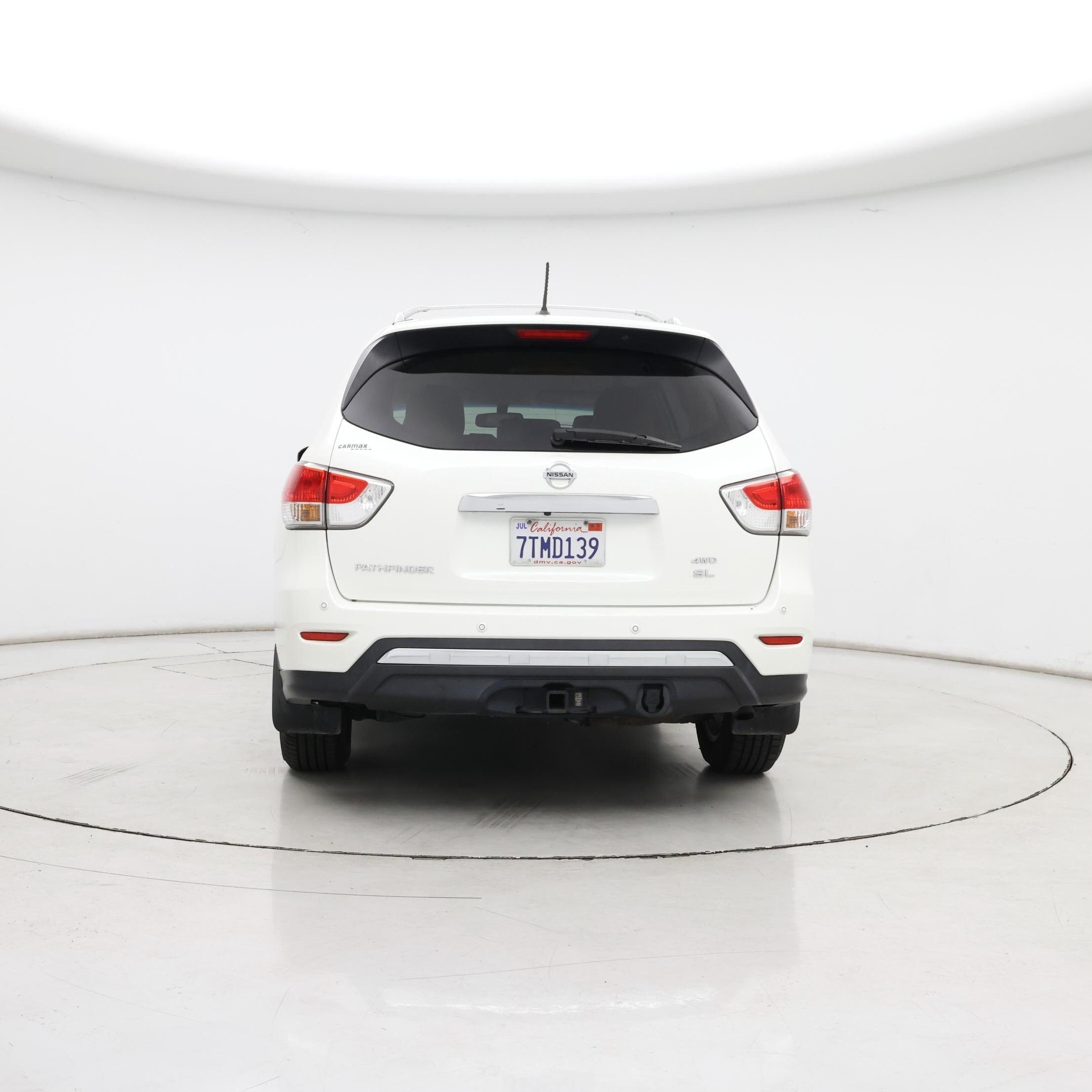 Thumbnail: 2016 Nissan Pathfinder - 6