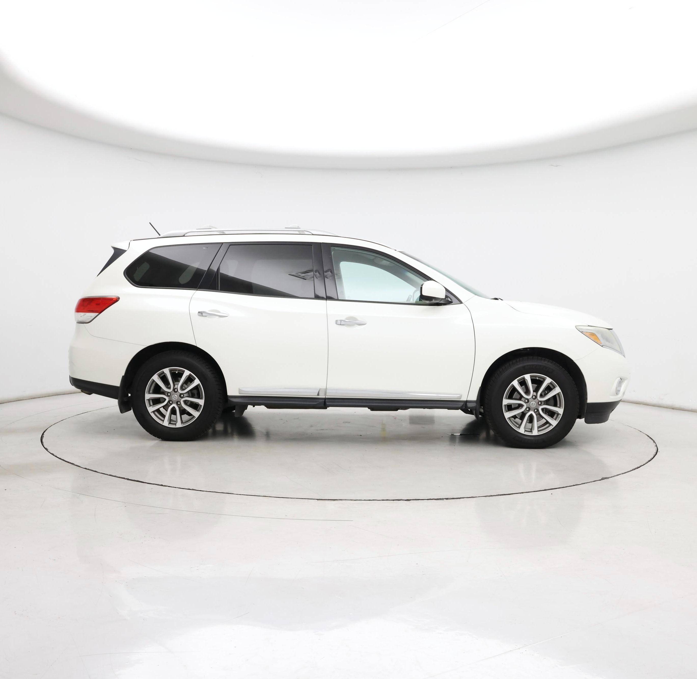 Thumbnail: 2016 Nissan Pathfinder - 7