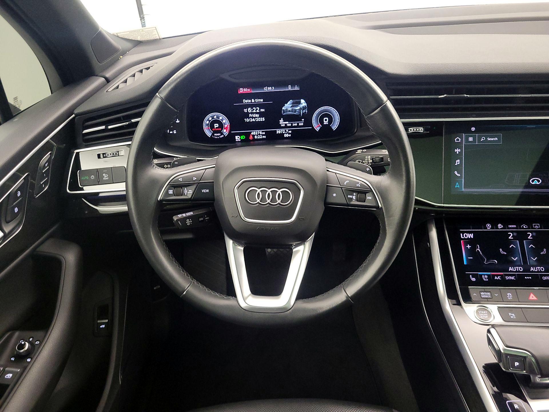 Thumbnail: 2021 Audi Q7 - 10