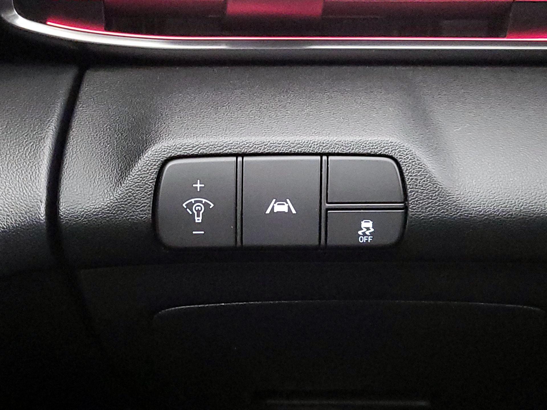 Thumbnail: 2023 Hyundai Elantra - 13