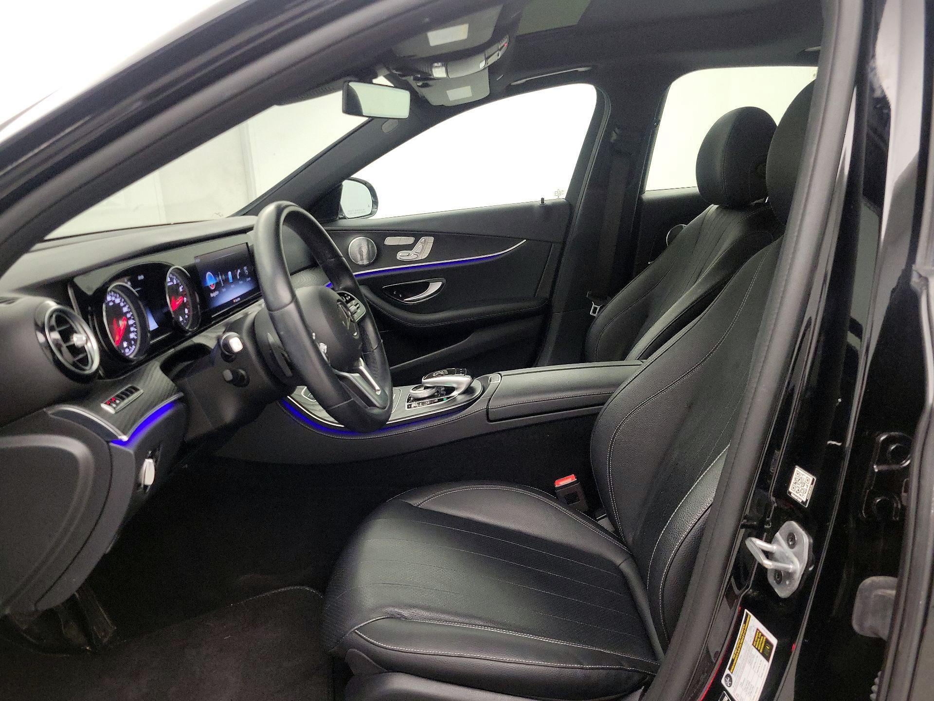 Thumbnail: 2019 Mercedes-Benz E-Class - 11