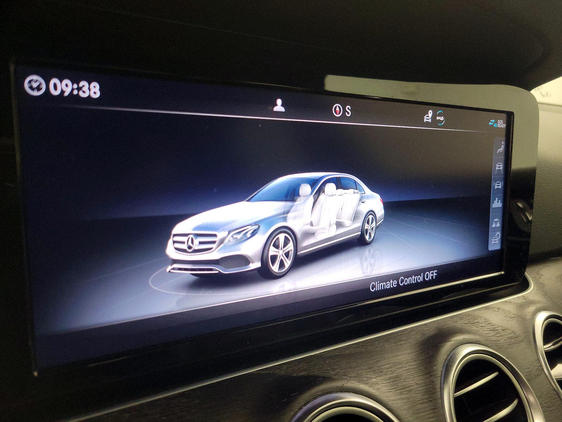 Thumbnail: 2019 Mercedes-Benz E-Class - 16