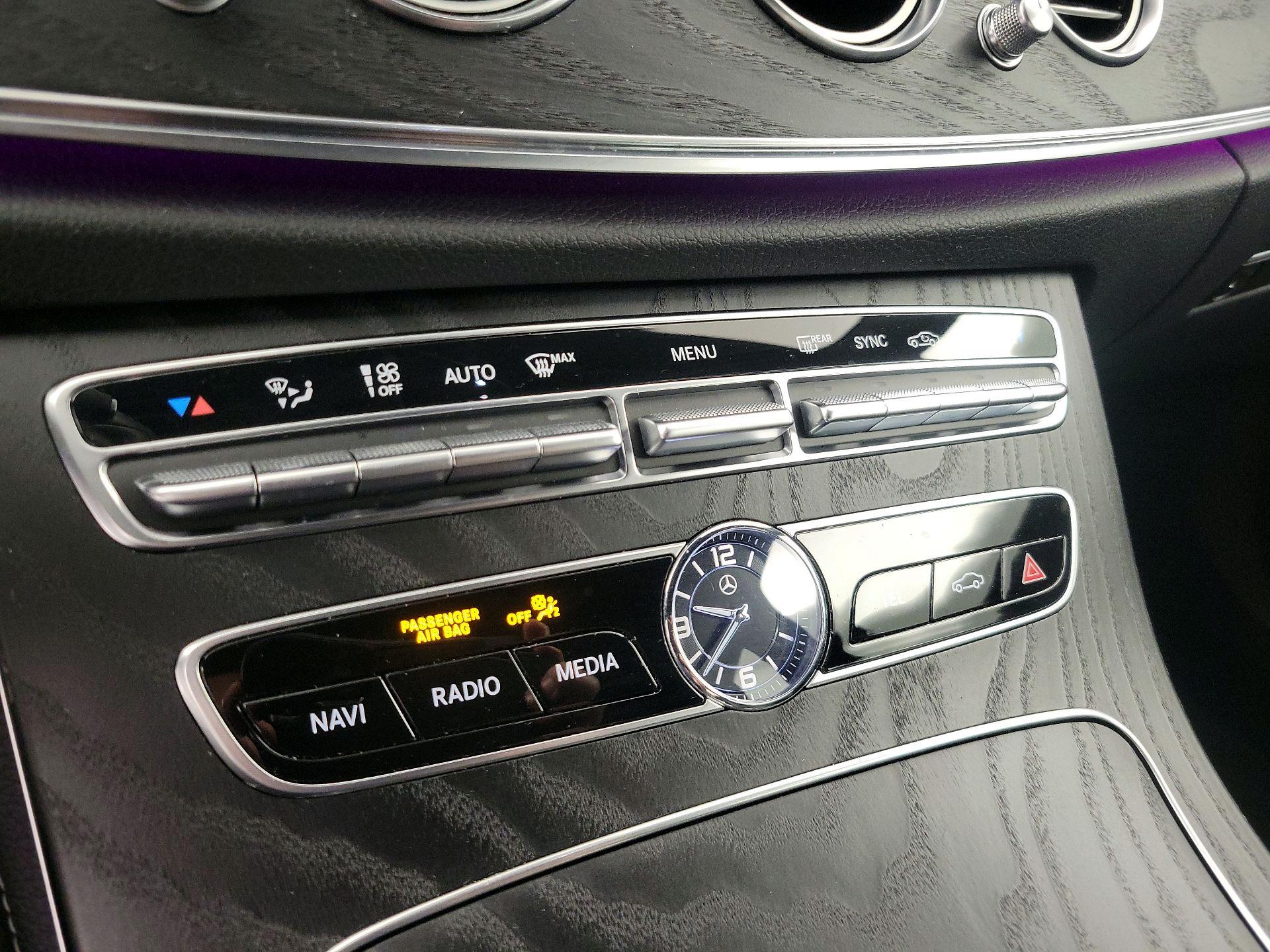 Thumbnail: 2019 Mercedes-Benz E-Class - 17
