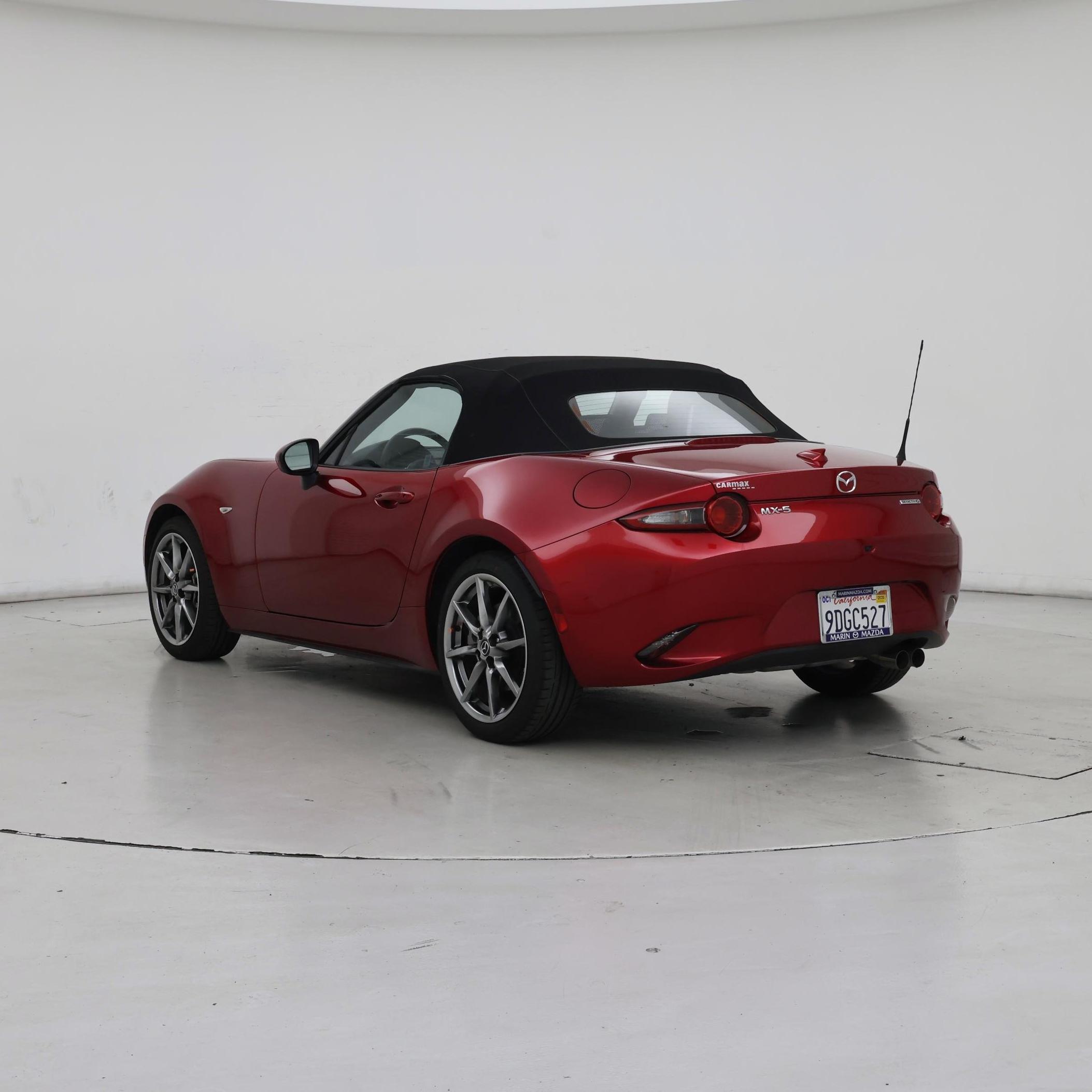 Thumbnail: 2022 Mazda MX-5 Miata - 2