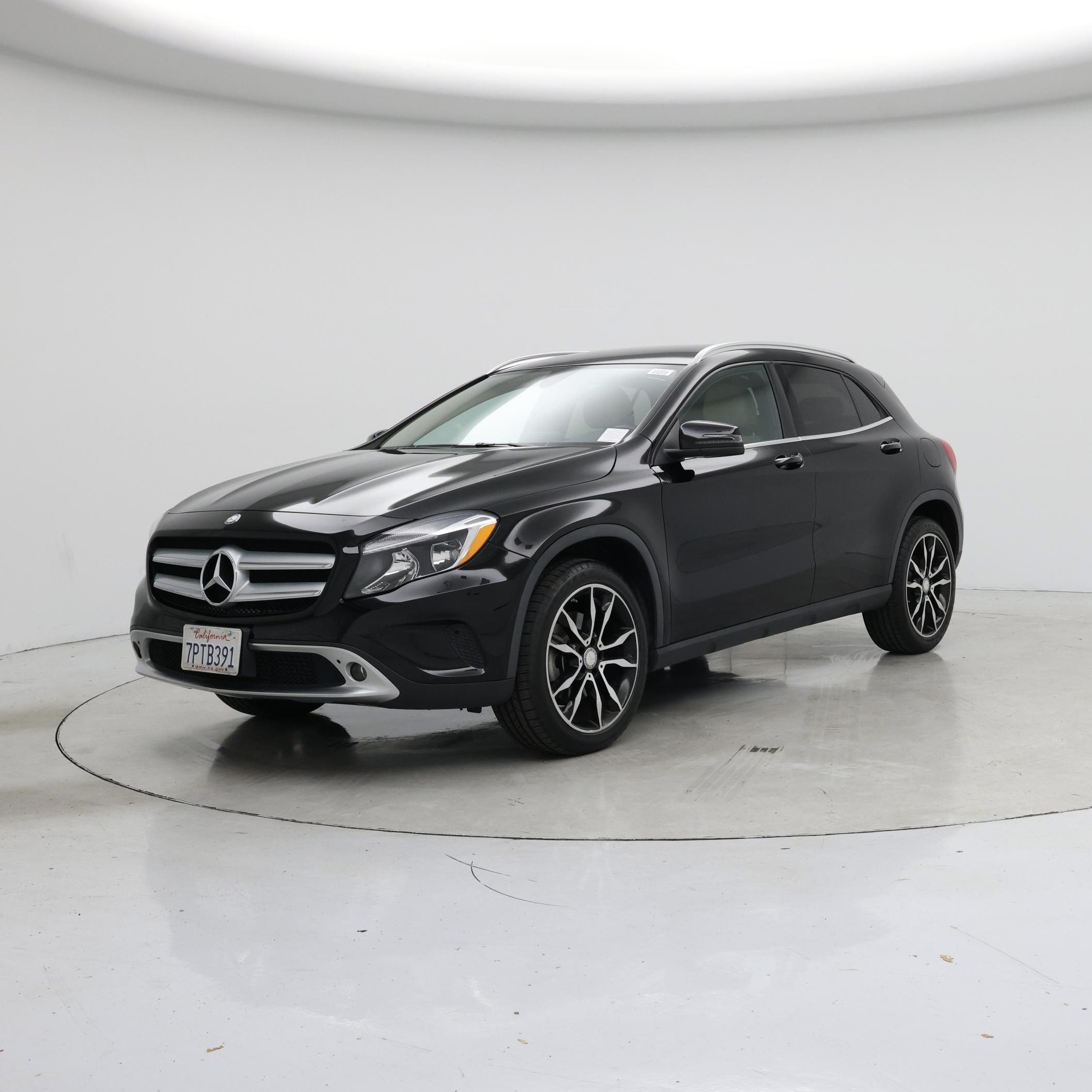 Thumbnail: 2016 Mercedes-Benz GLA - 4