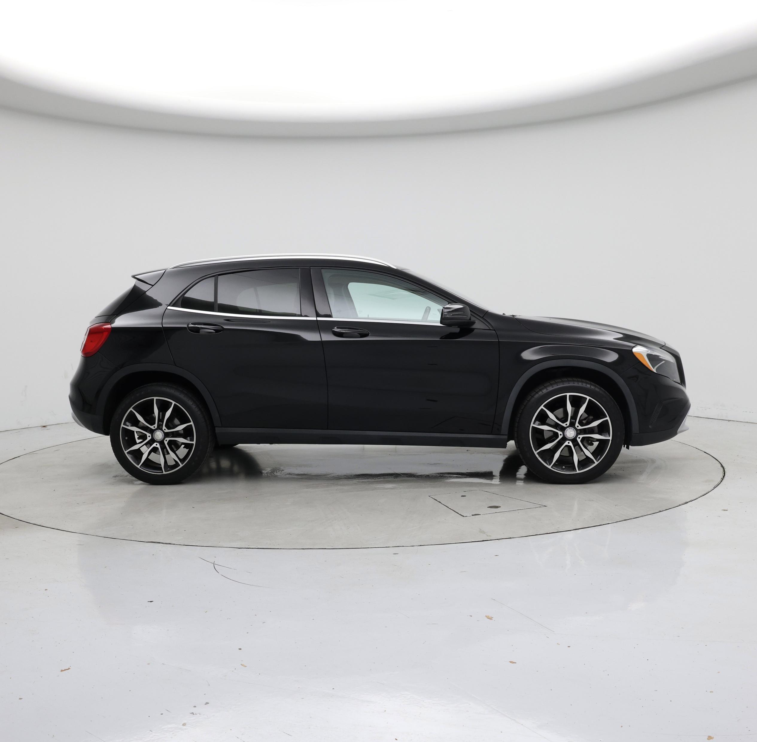 Thumbnail: 2016 Mercedes-Benz GLA - 7