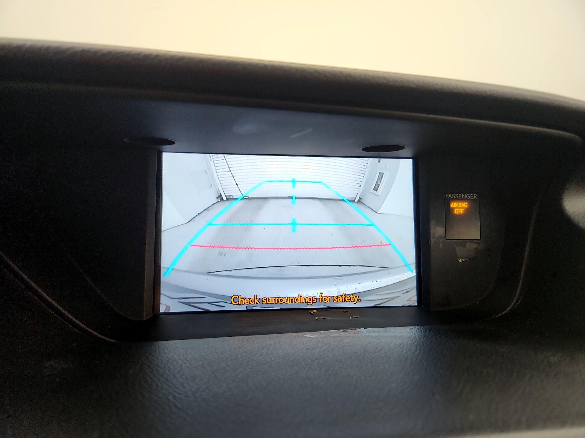 Thumbnail: 2014 Lexus ES - 15