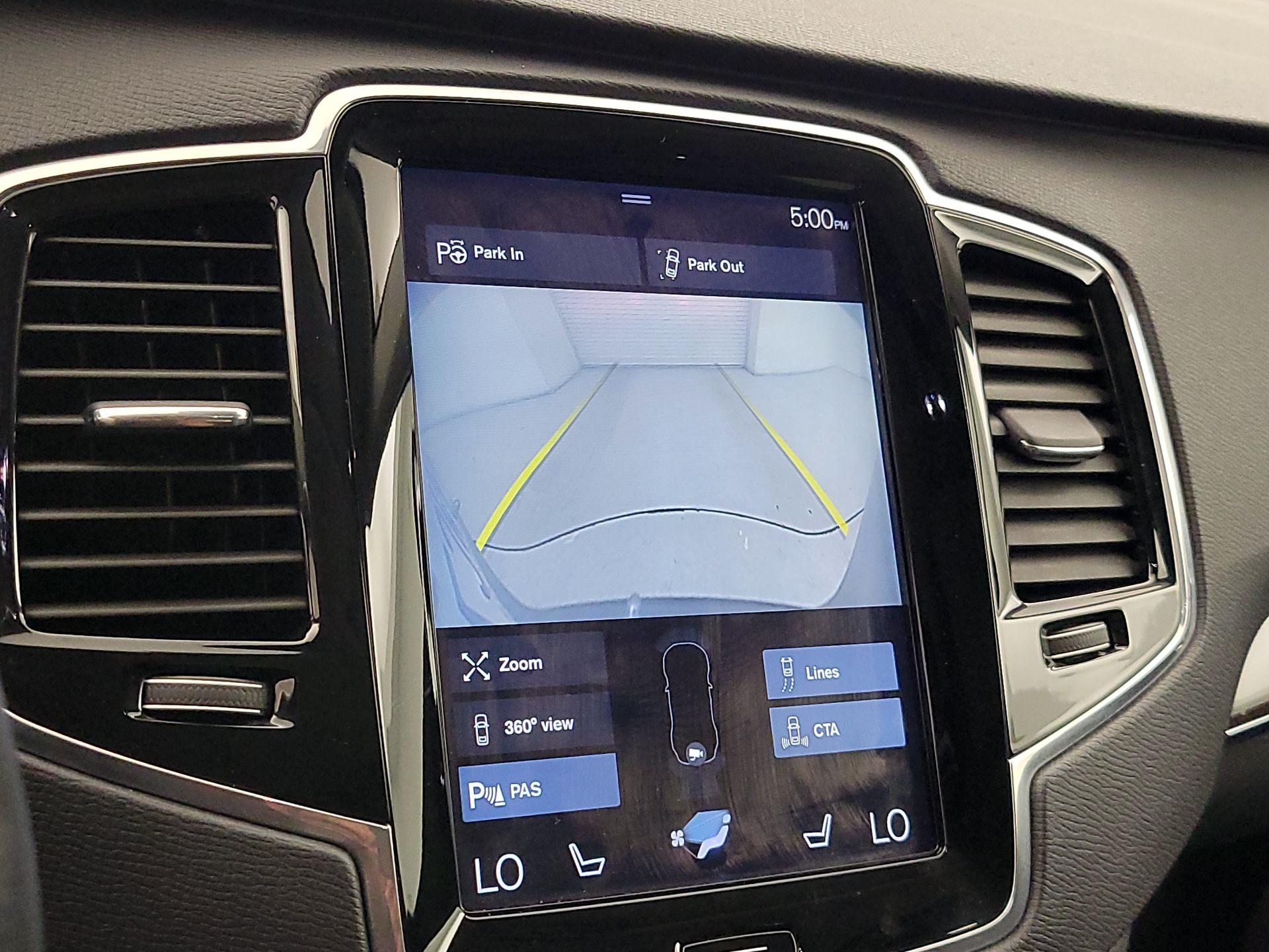 Thumbnail: 2017 Volvo XC90 - 15