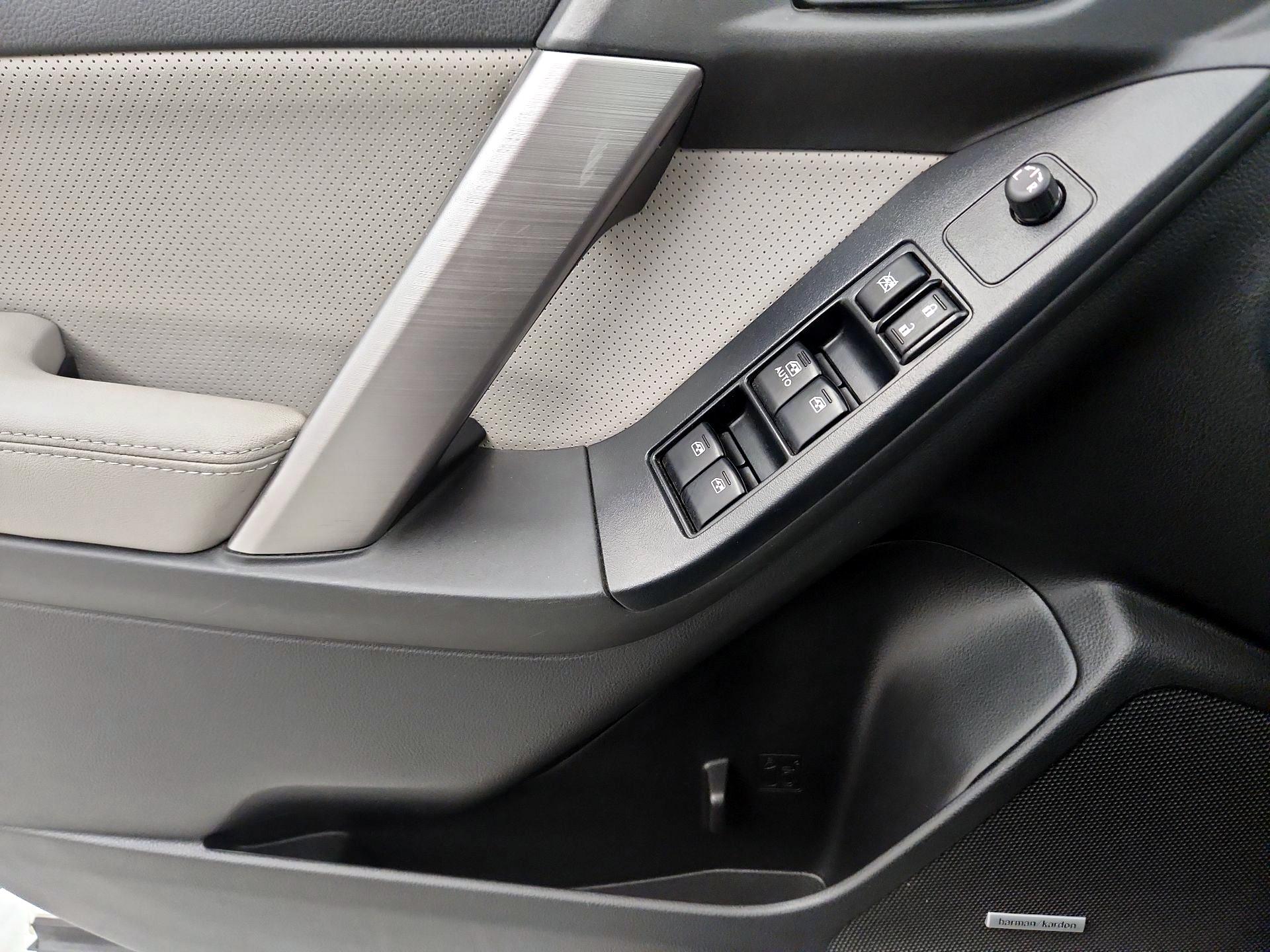 Thumbnail: 2015 Subaru Forester - 12