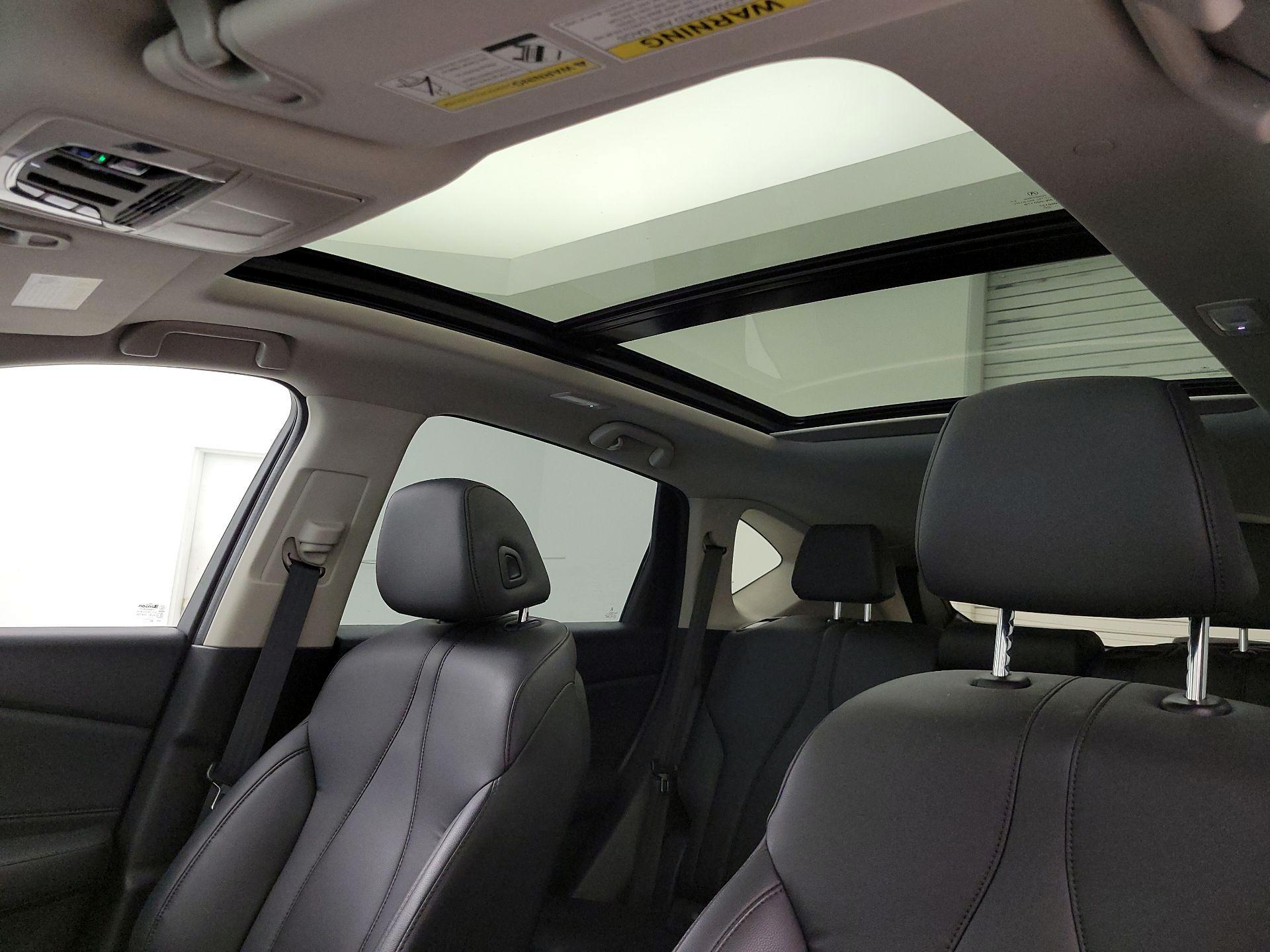 Thumbnail: 2021 Acura RDX - 18