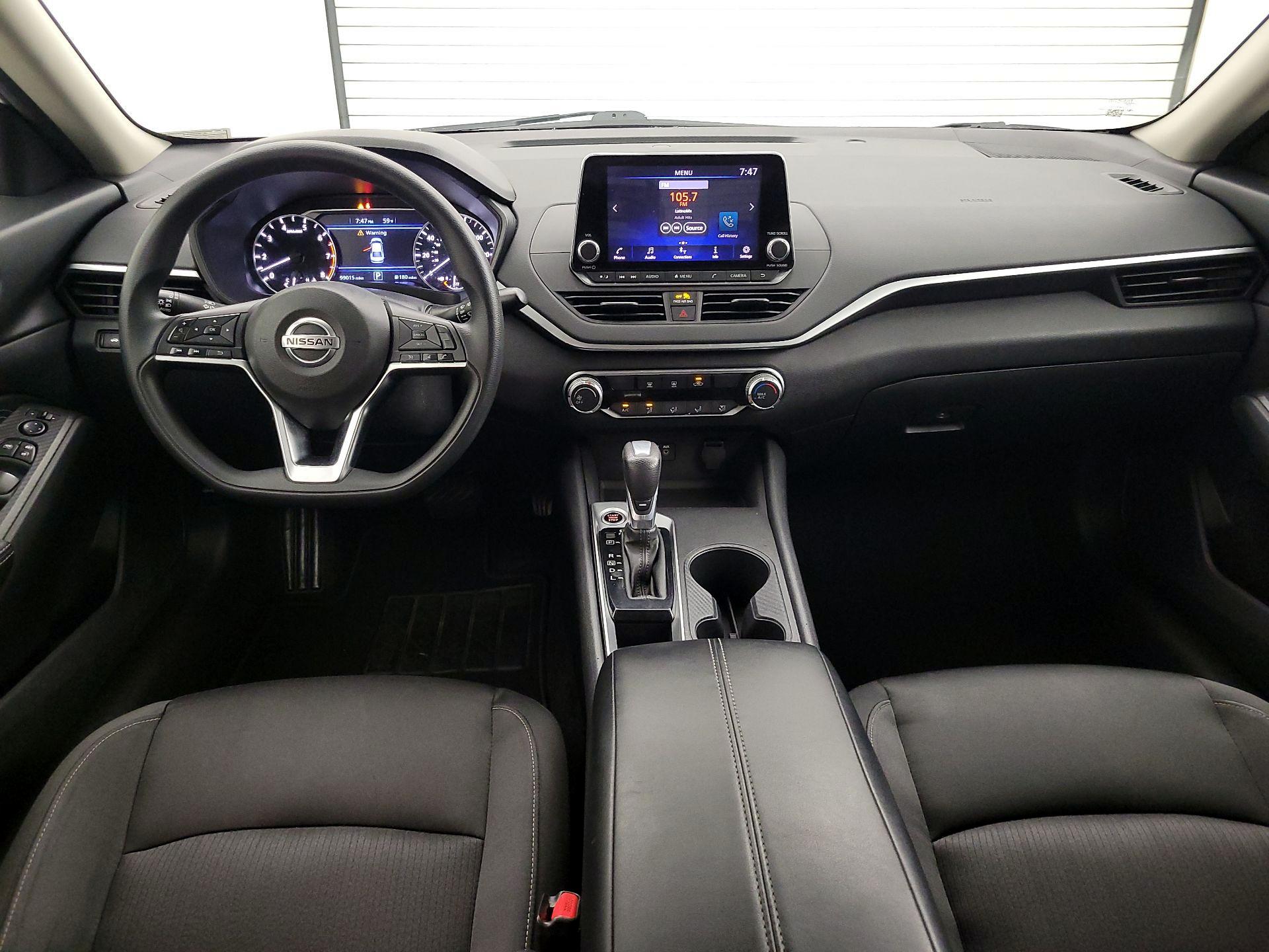 Thumbnail: 2019 Nissan Altima - 9