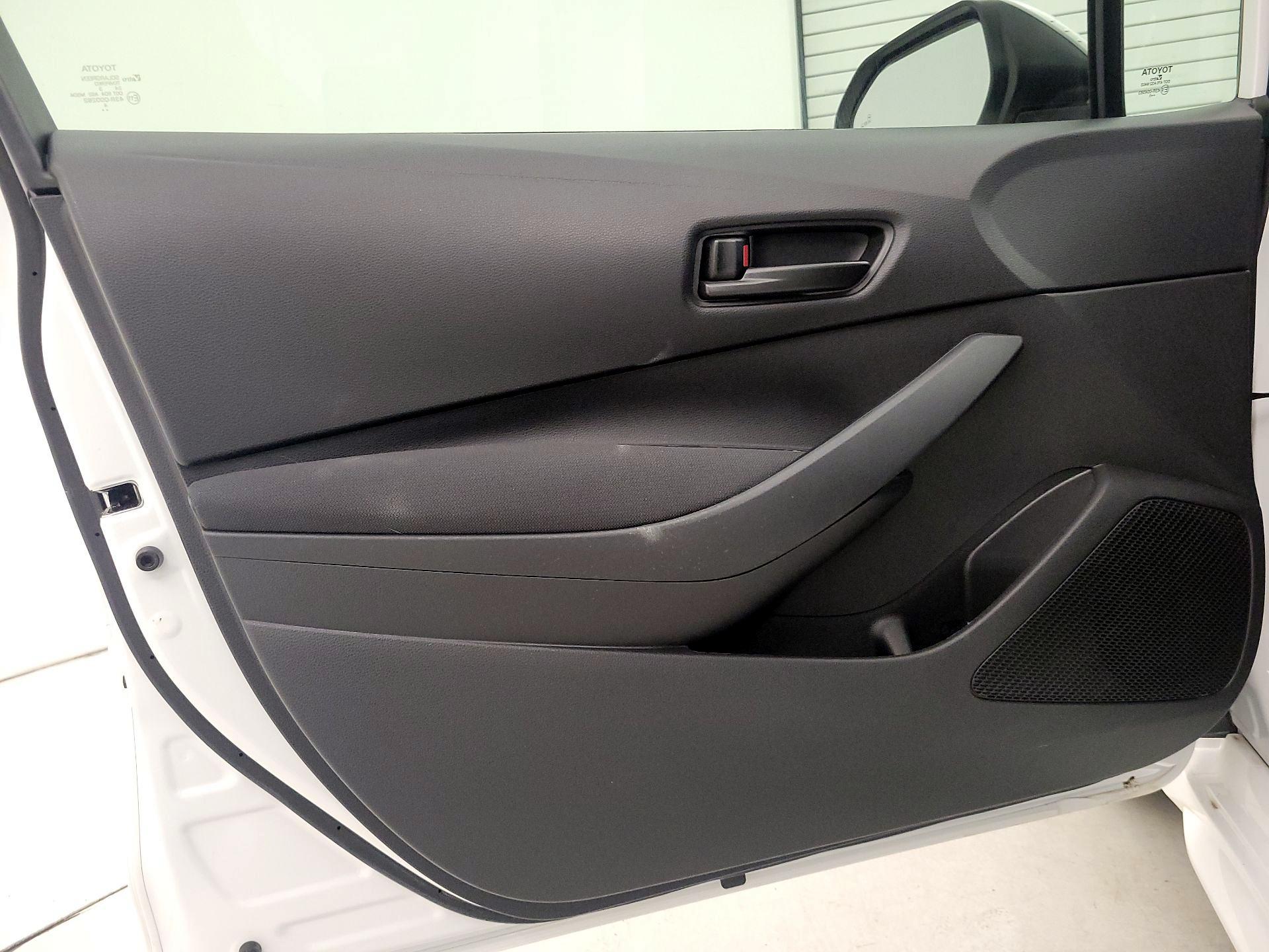 Thumbnail: 2023 Toyota Corolla - 12