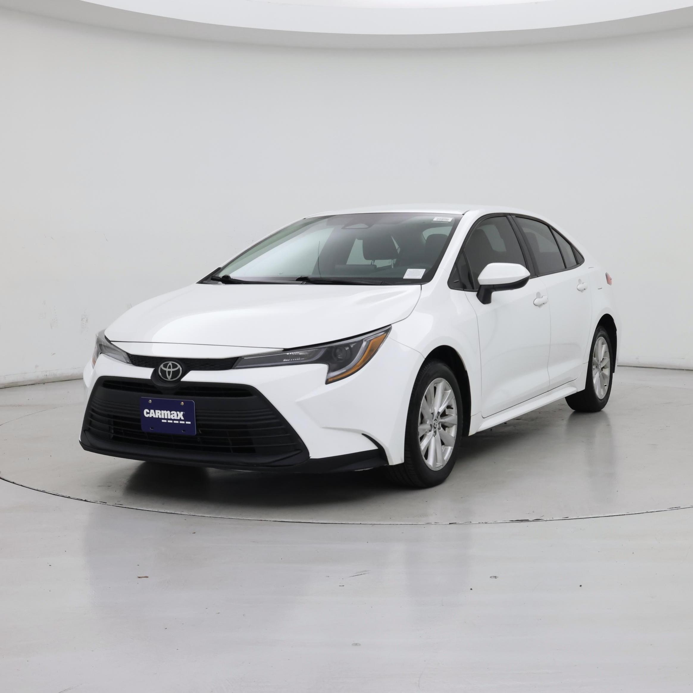 Thumbnail: 2023 Toyota Corolla - 4