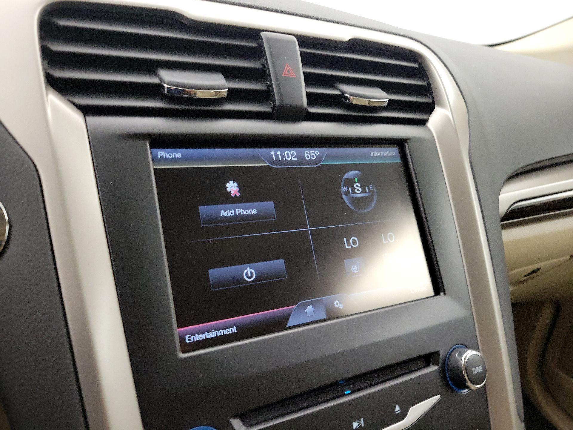 Thumbnail: 2015 Ford Fusion - 15
