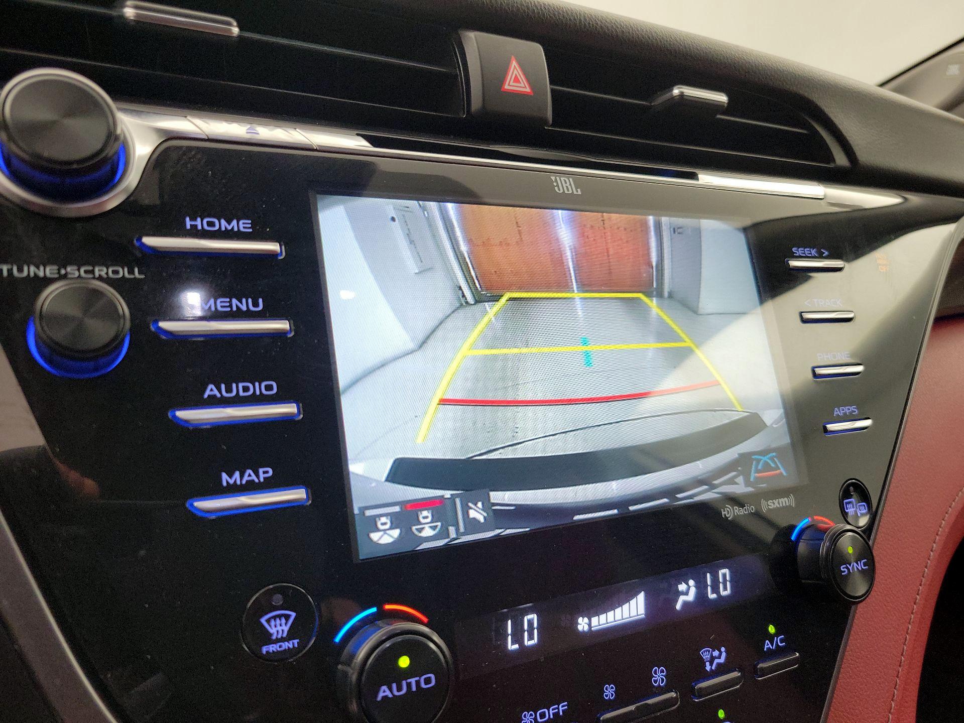 Thumbnail: 2019 Toyota Camry - 15