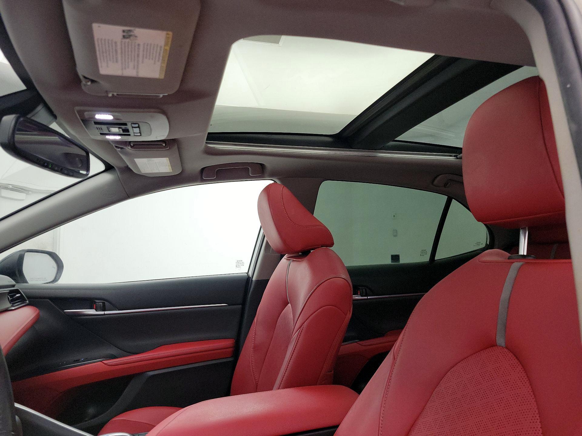 Thumbnail: 2019 Toyota Camry - 20