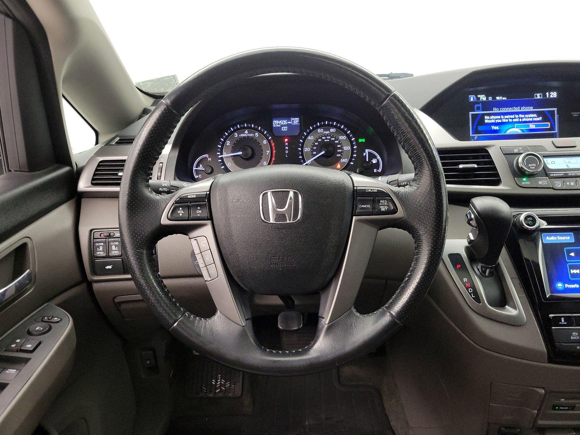 Thumbnail: 2016 Honda Odyssey - 10