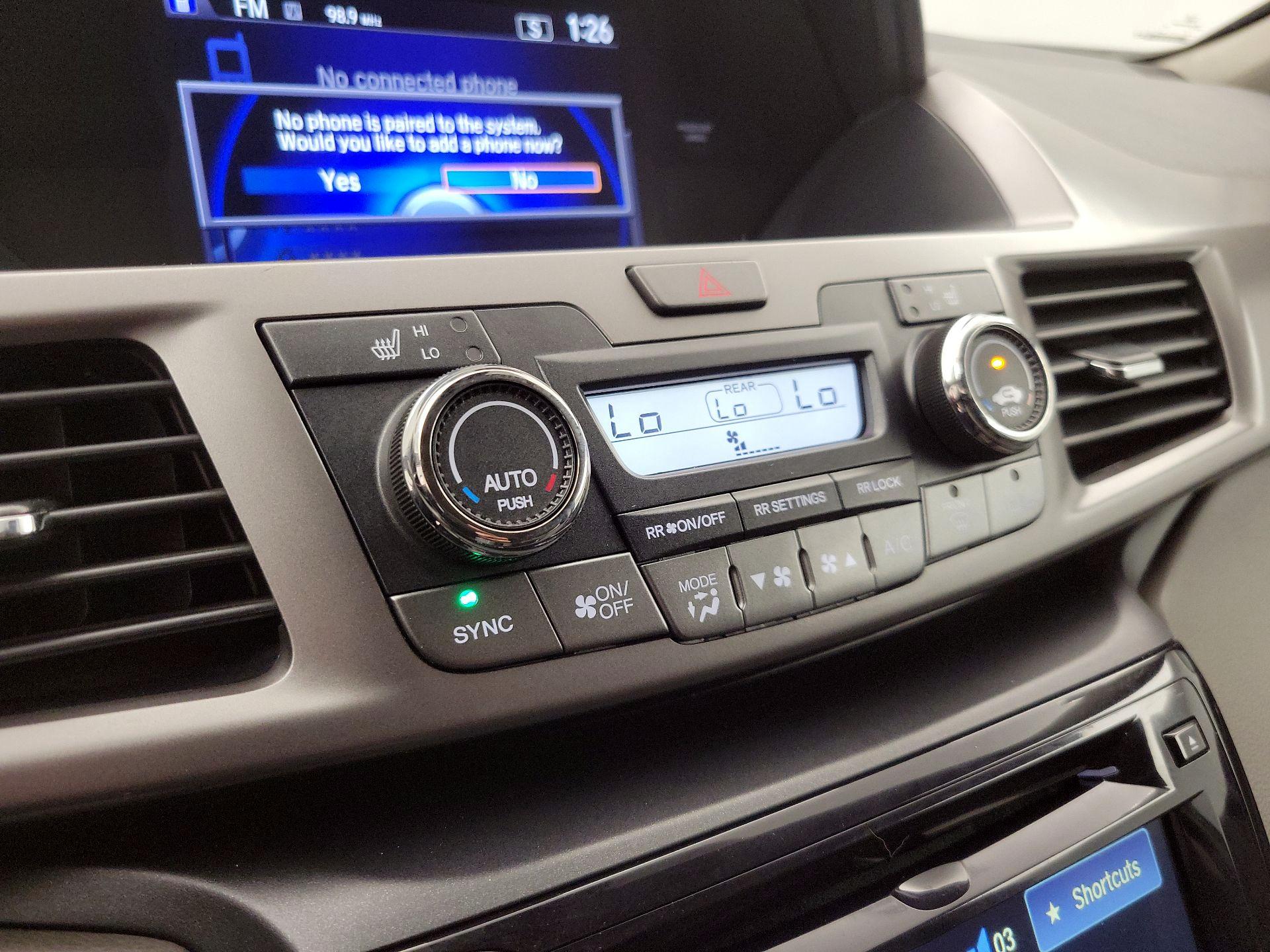 Thumbnail: 2016 Honda Odyssey - 16
