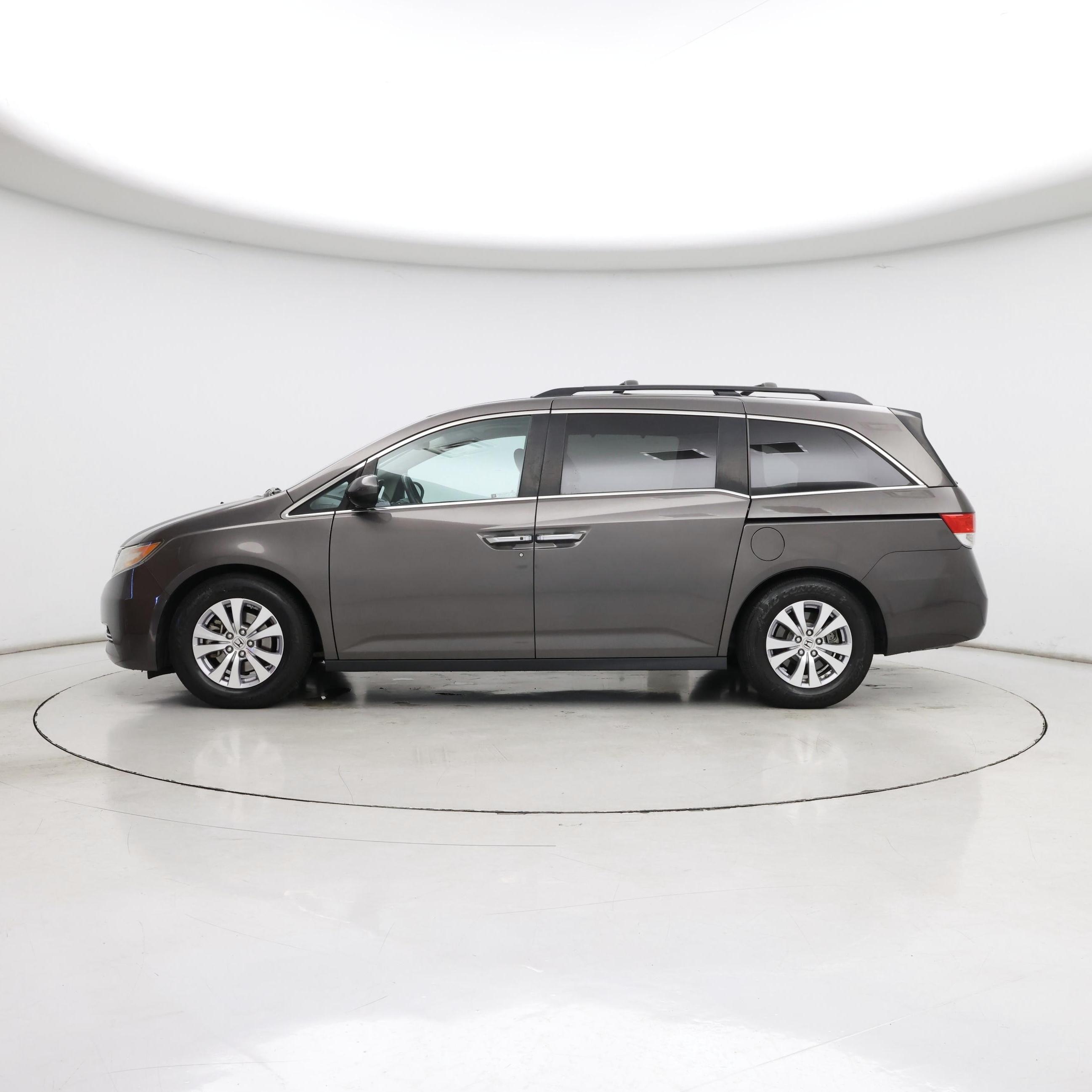 Thumbnail: 2016 Honda Odyssey - 3