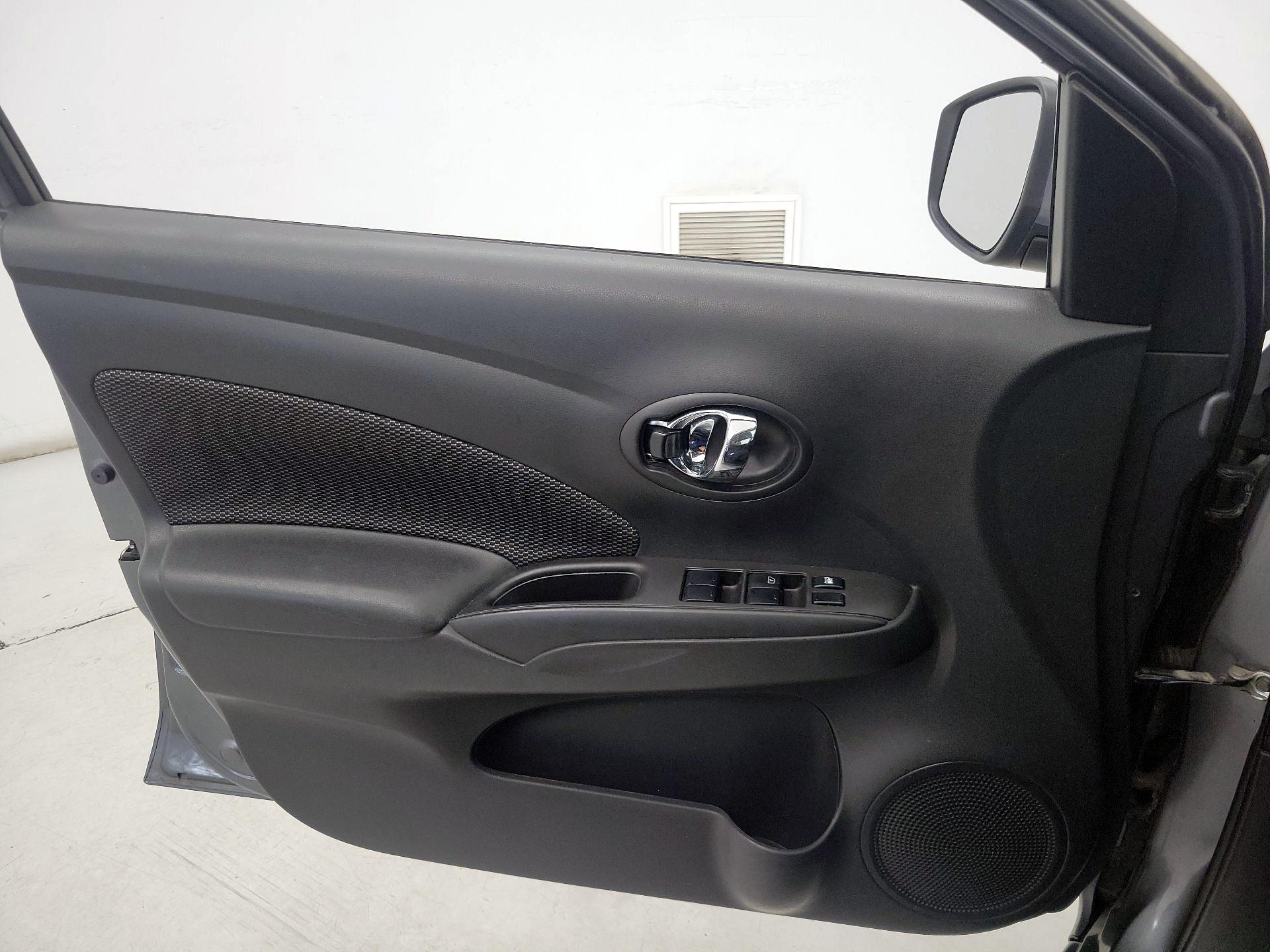 Thumbnail: 2018 Nissan Versa - 12