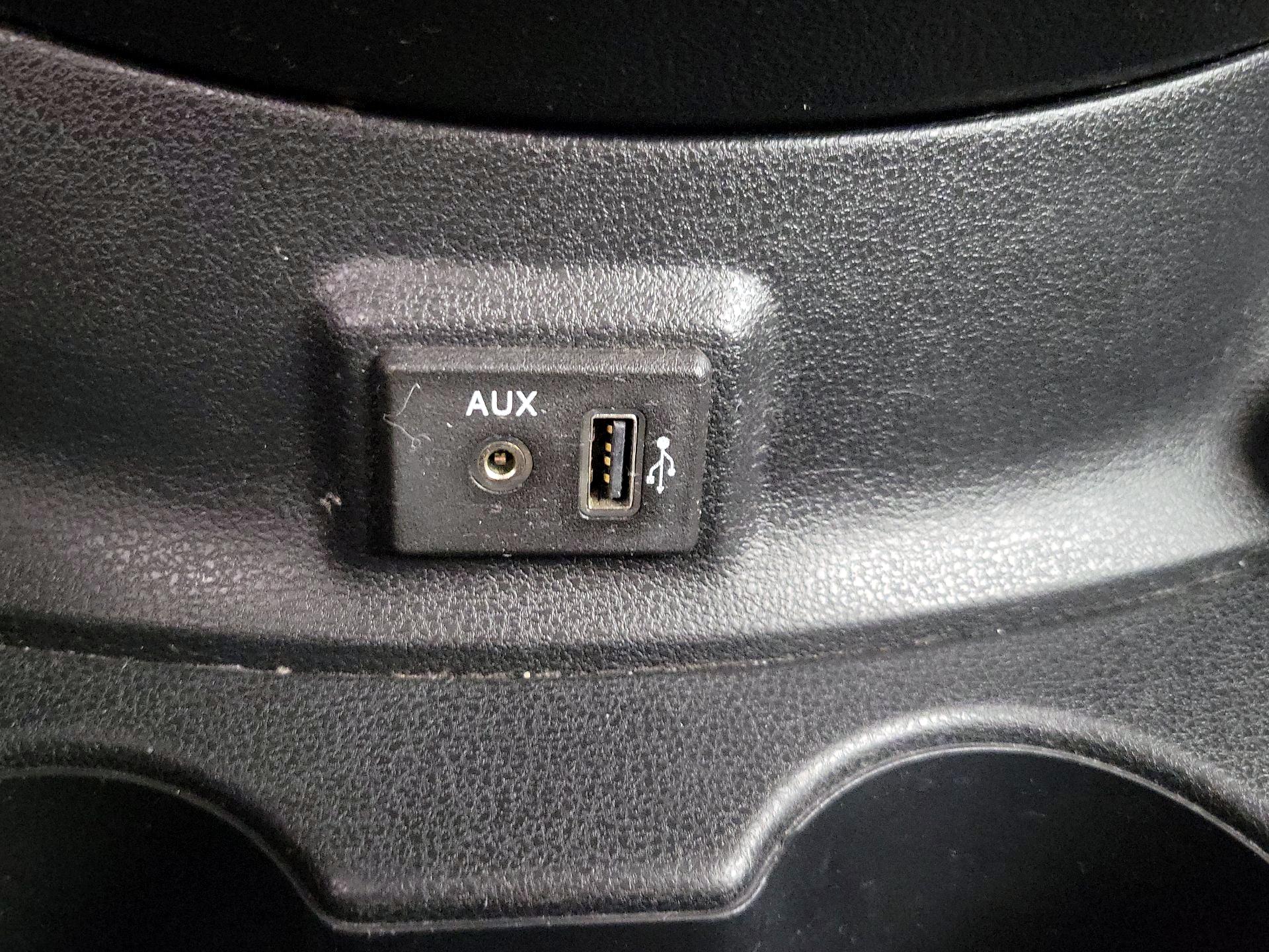 Thumbnail: 2018 Nissan Versa - 17