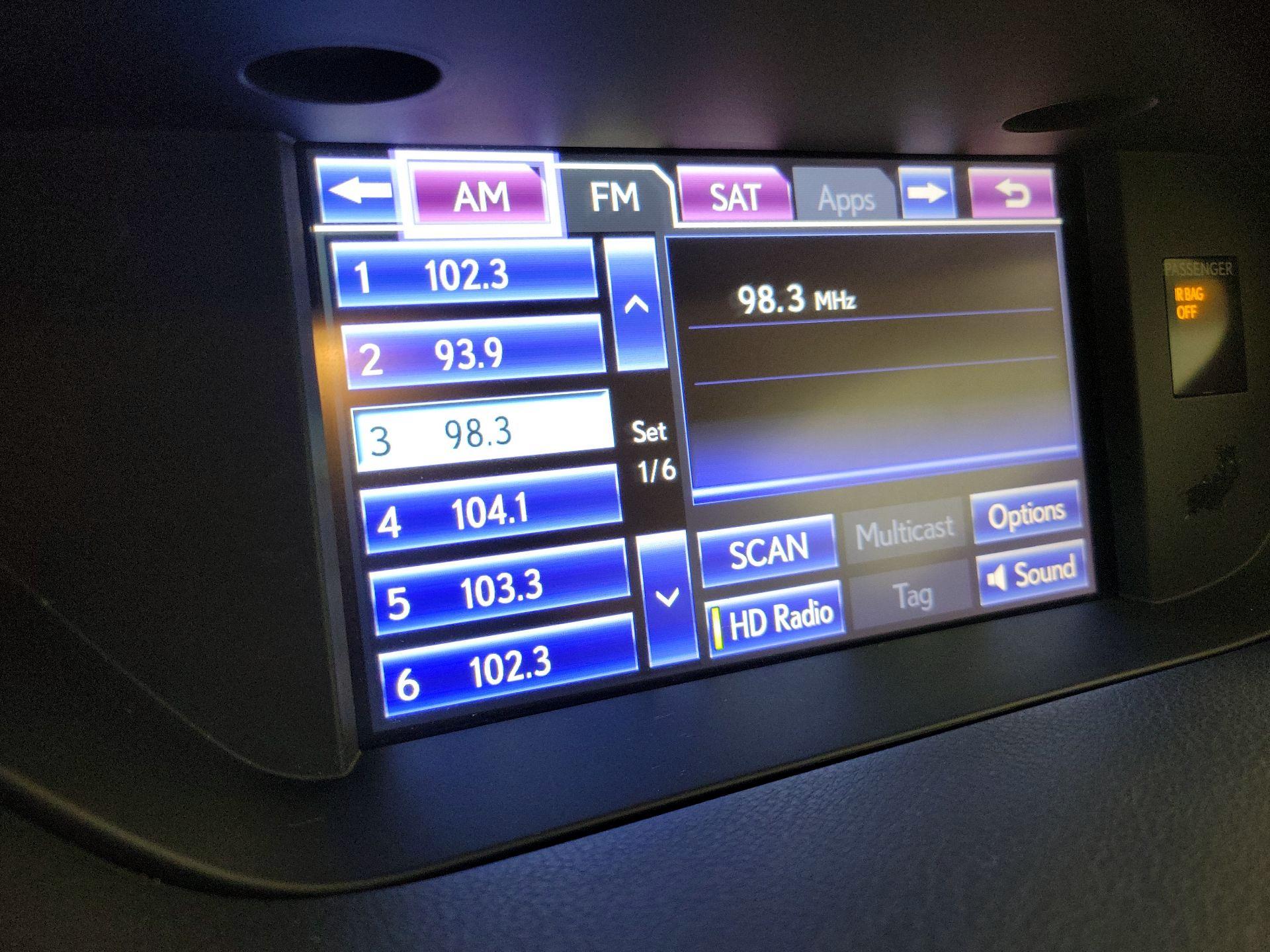 Thumbnail: 2014 Lexus ES - 16