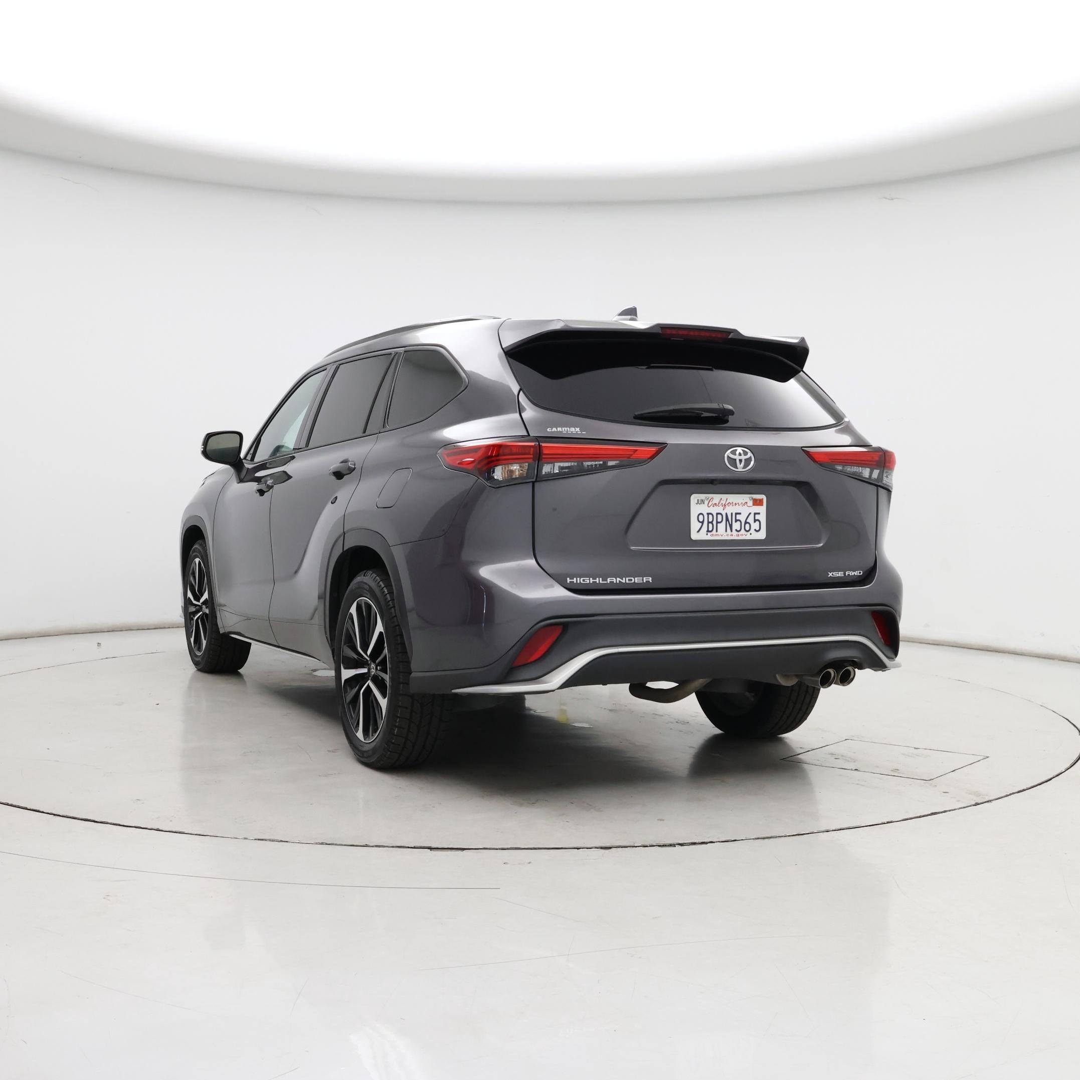 Thumbnail: 2022 Toyota Highlander - 2