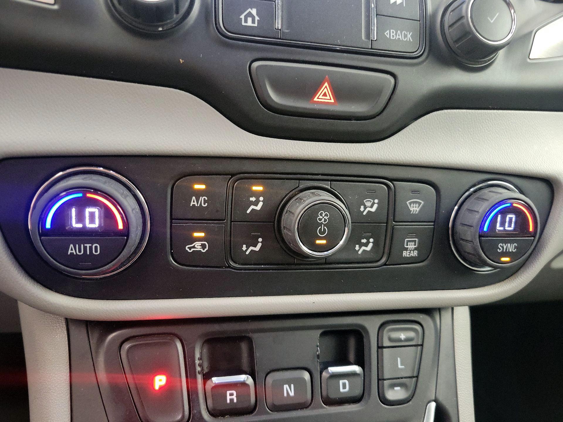 Thumbnail: 2019 GMC Terrain - 16