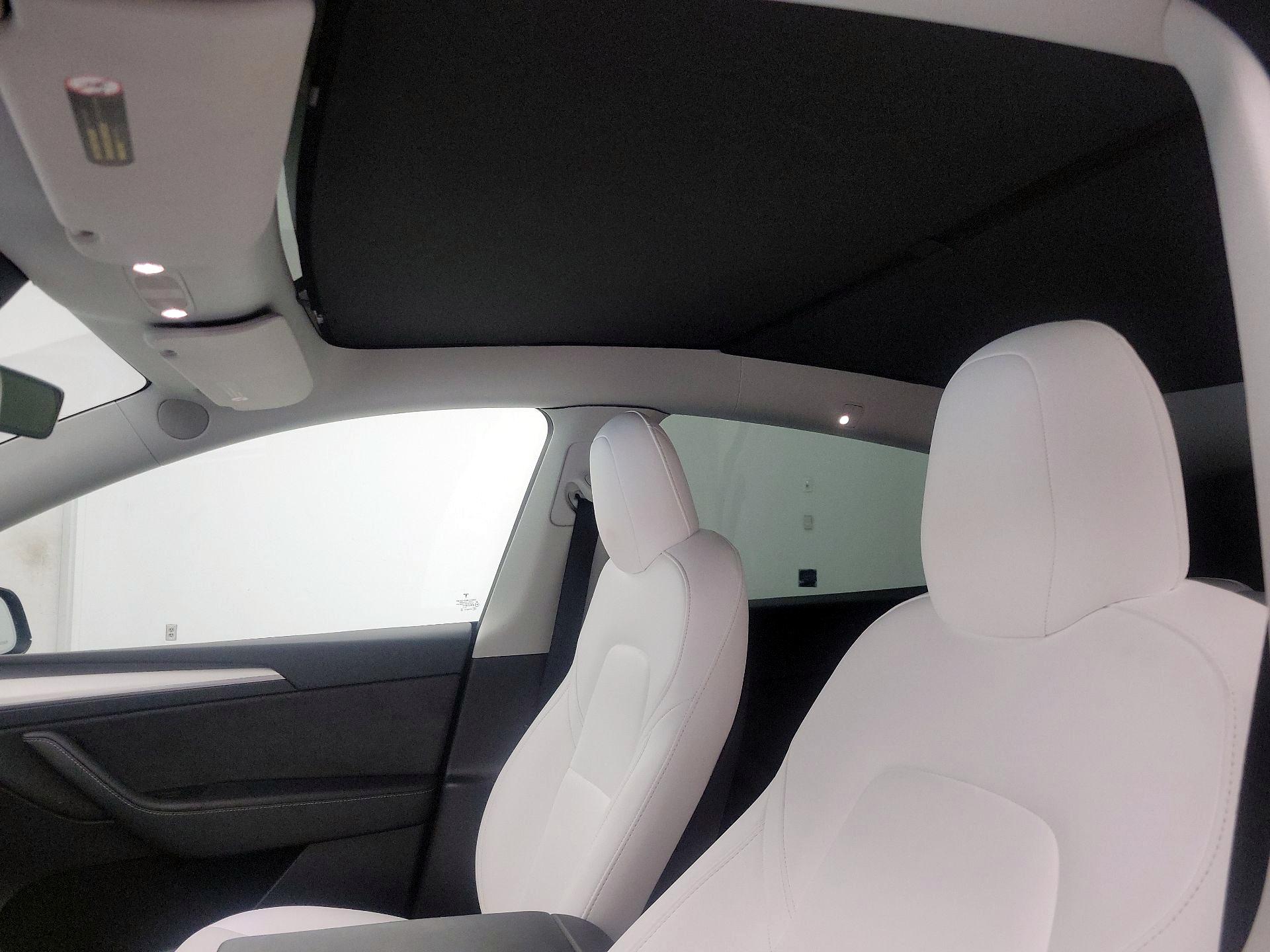 Thumbnail: 2023 Tesla Model Y - 18