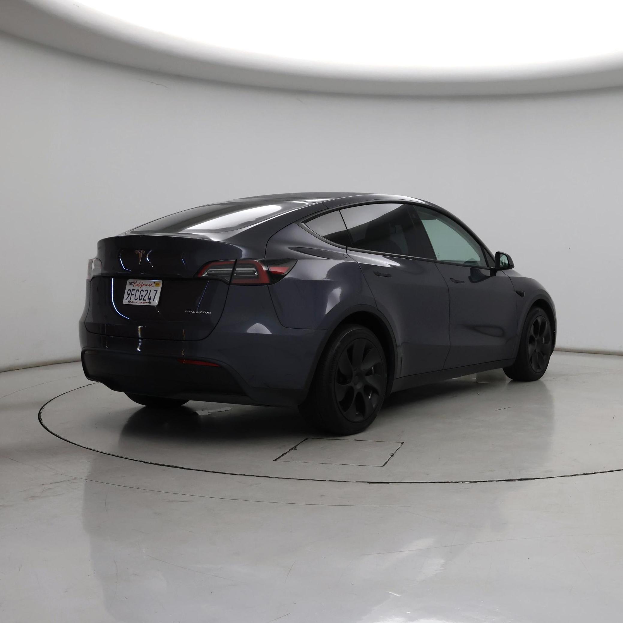 Thumbnail: 2023 Tesla Model Y - 8
