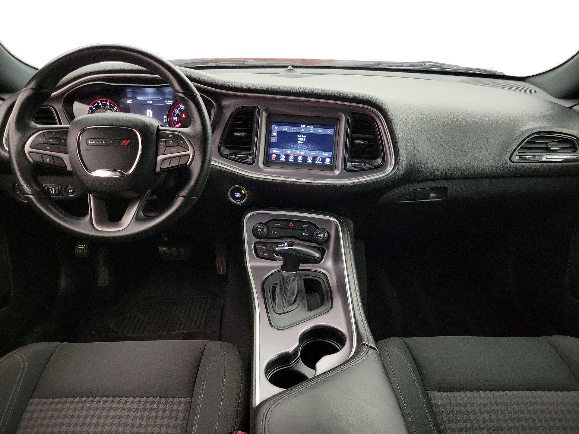 Thumbnail: 2019 Dodge Challenger - 9