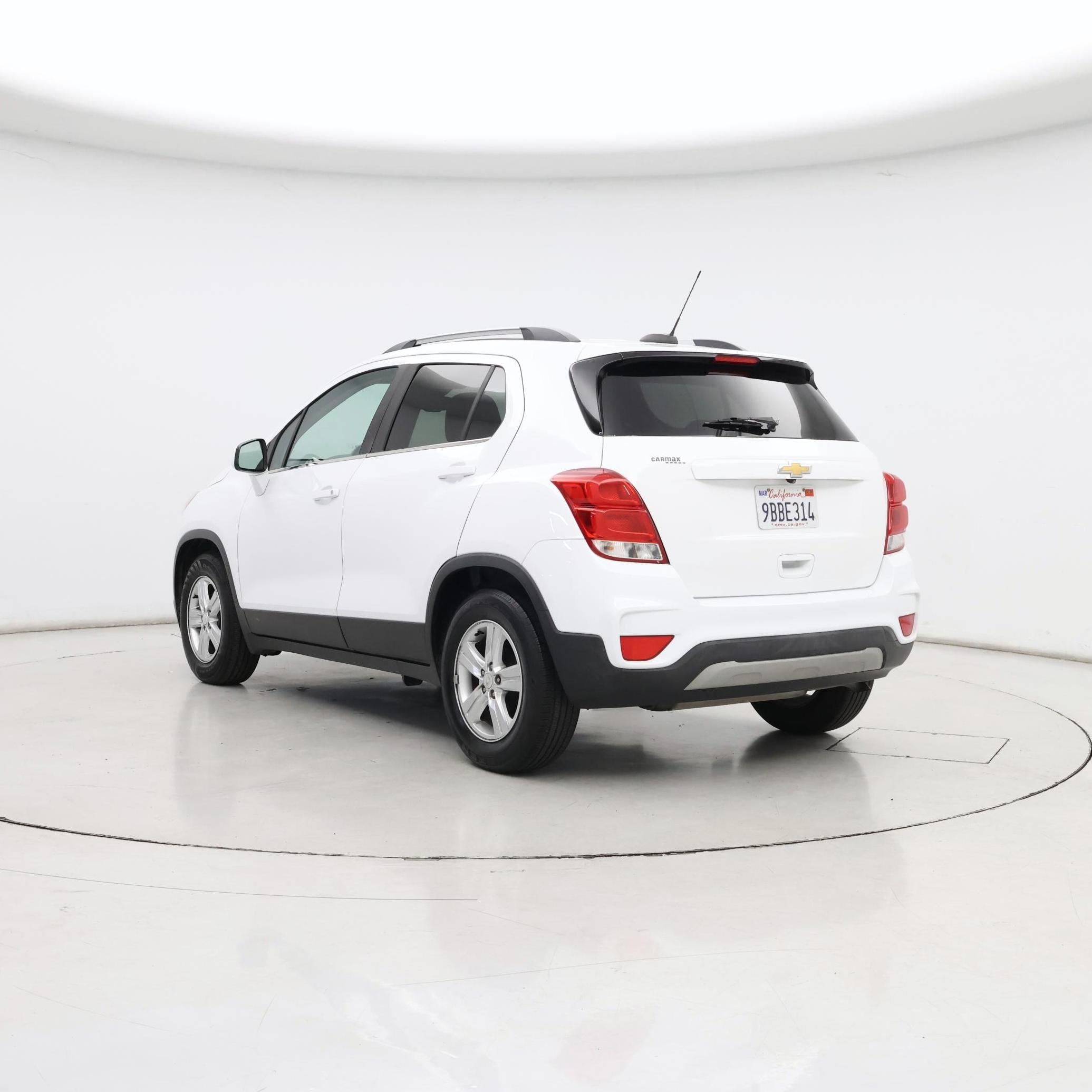 Thumbnail: 2019 Chevrolet Trax - 2