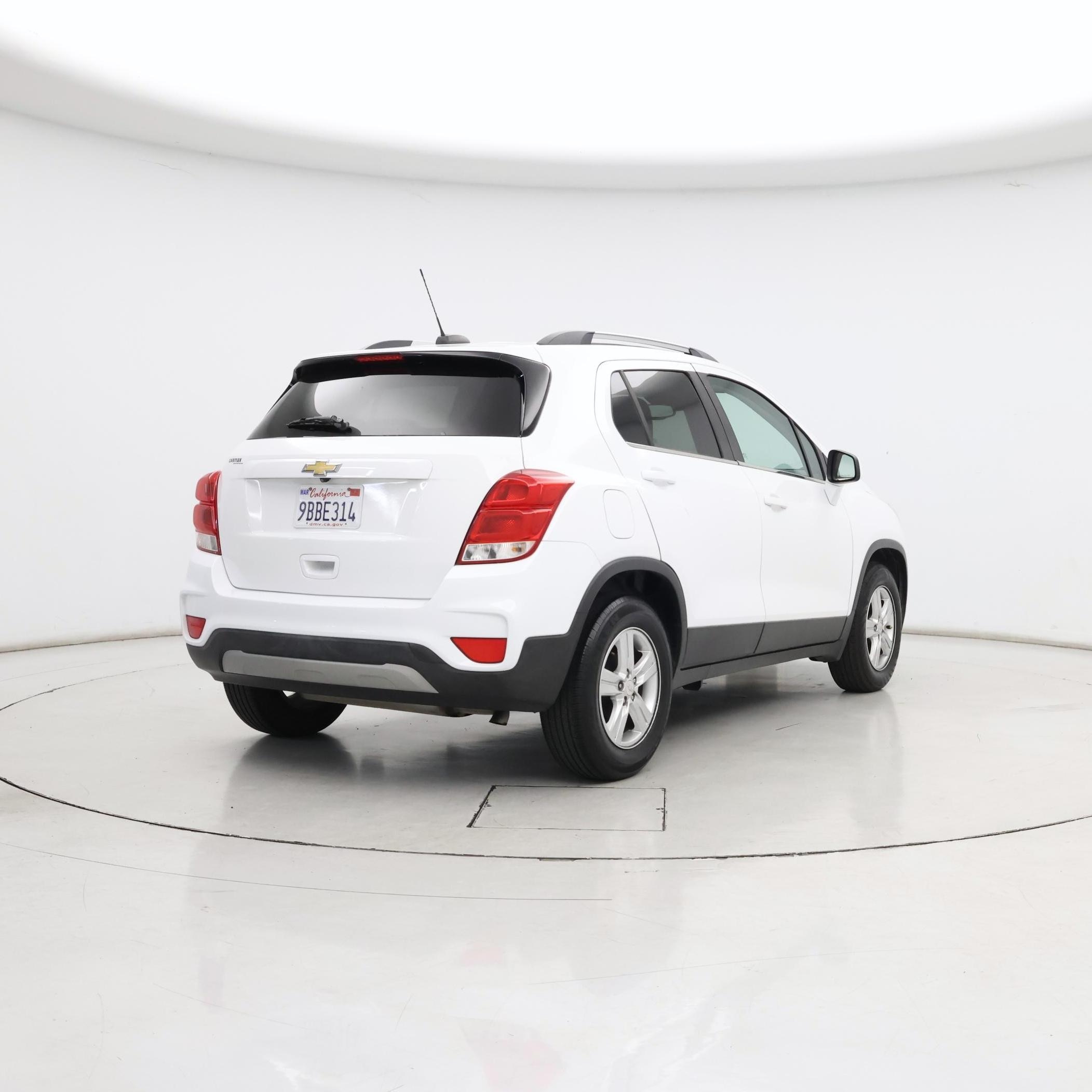 Thumbnail: 2019 Chevrolet Trax - 8