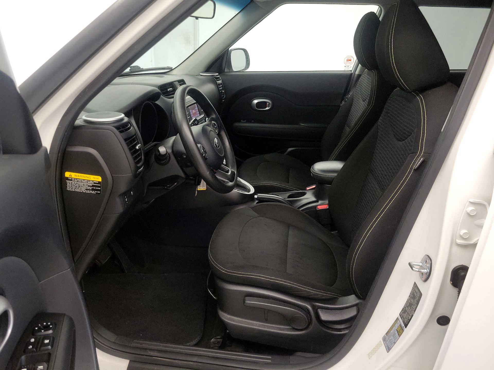 Thumbnail: 2014 Kia Soul - 11