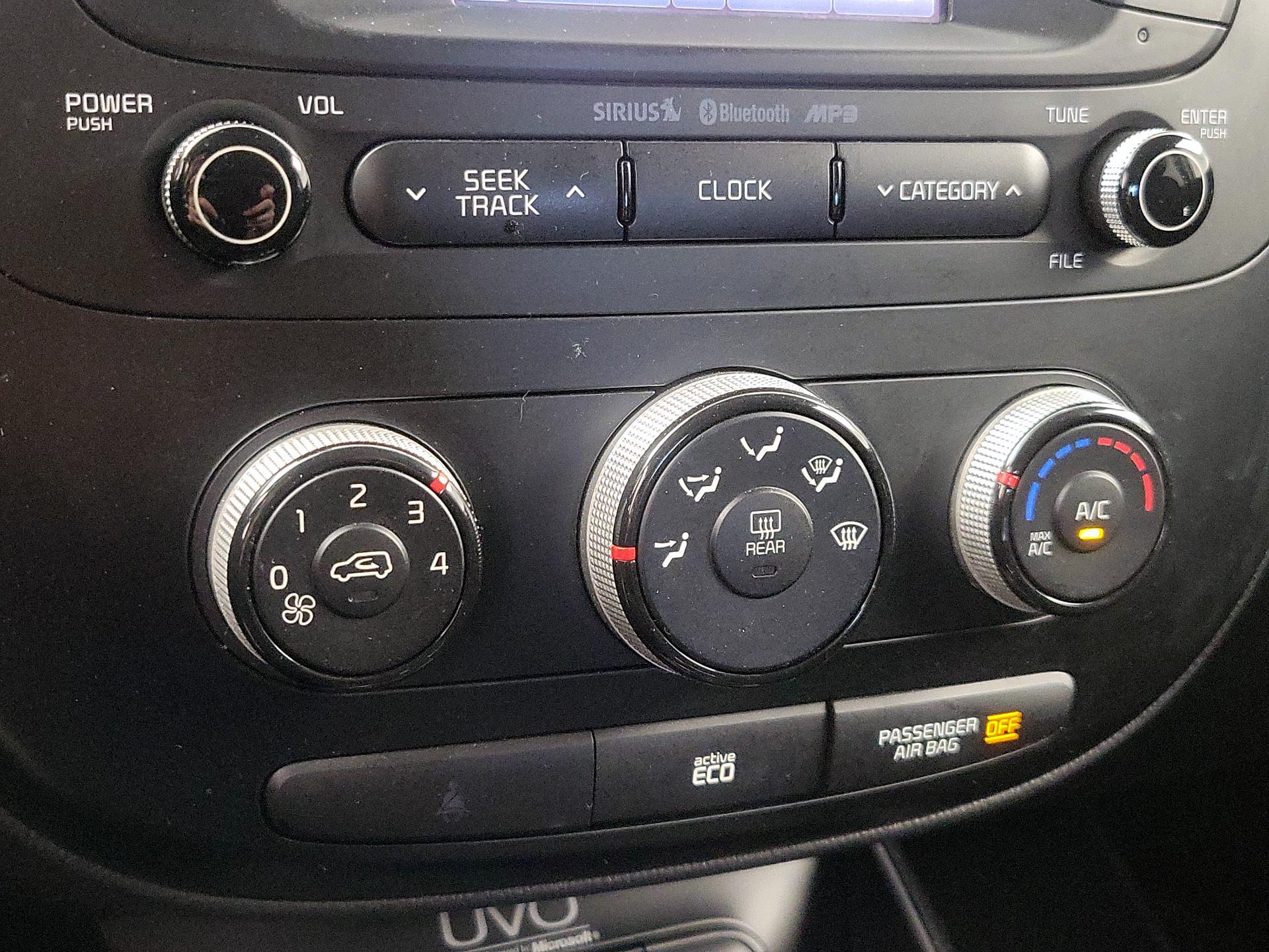 Thumbnail: 2014 Kia Soul - 16