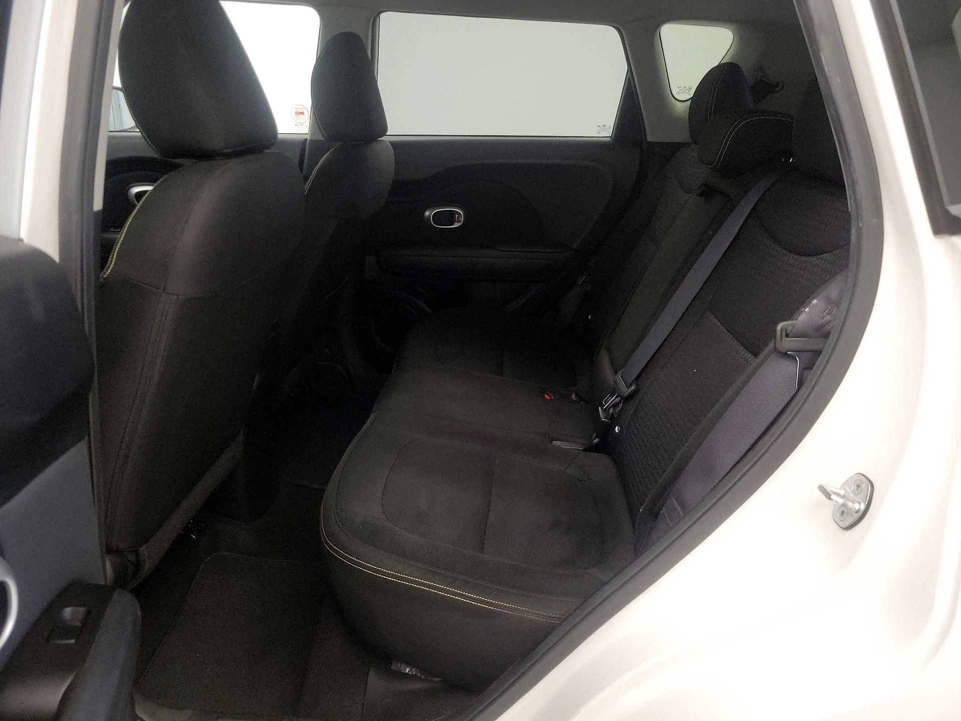 Thumbnail: 2014 Kia Soul - 19