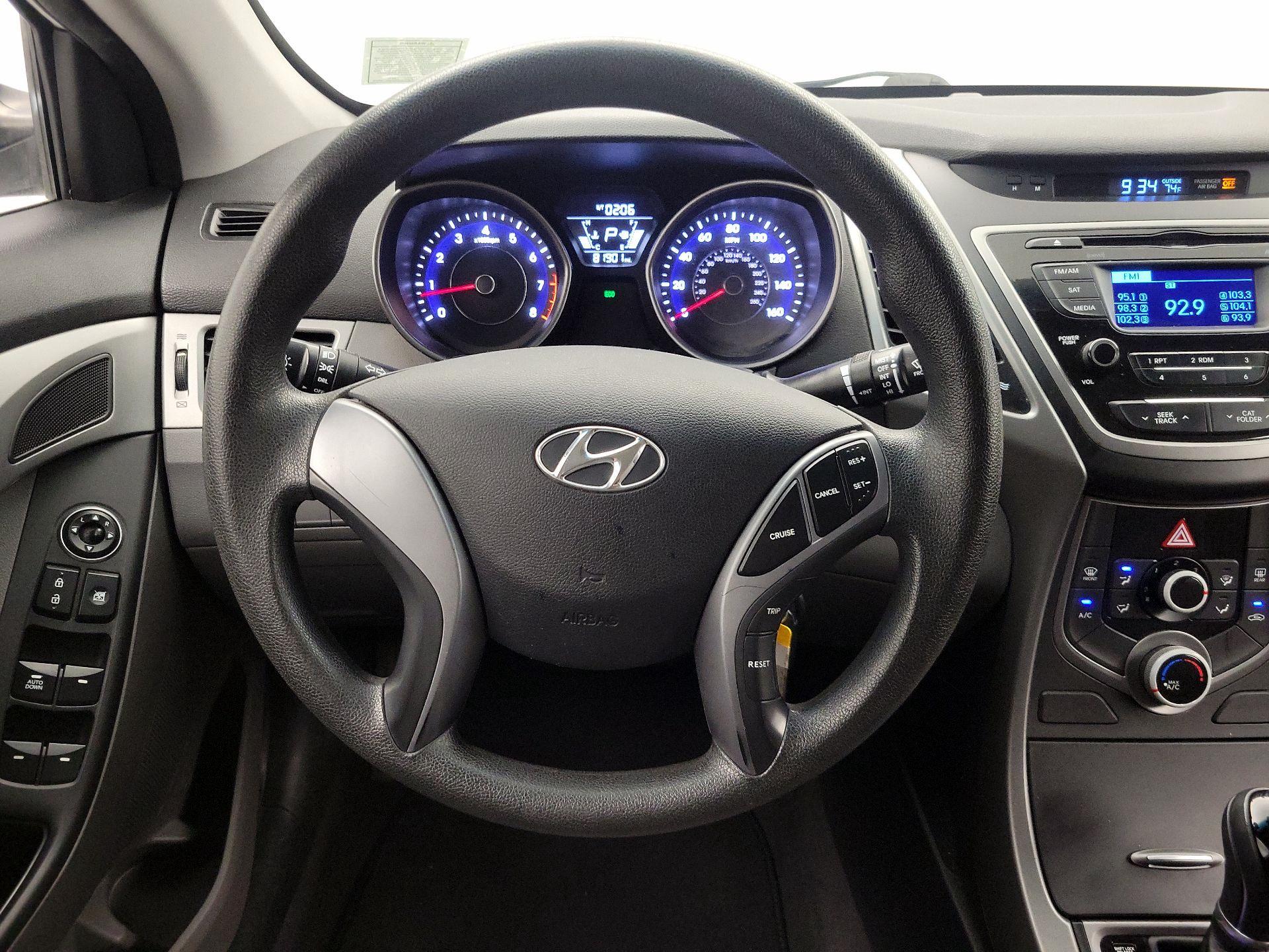 Thumbnail: 2016 Hyundai Elantra - 10