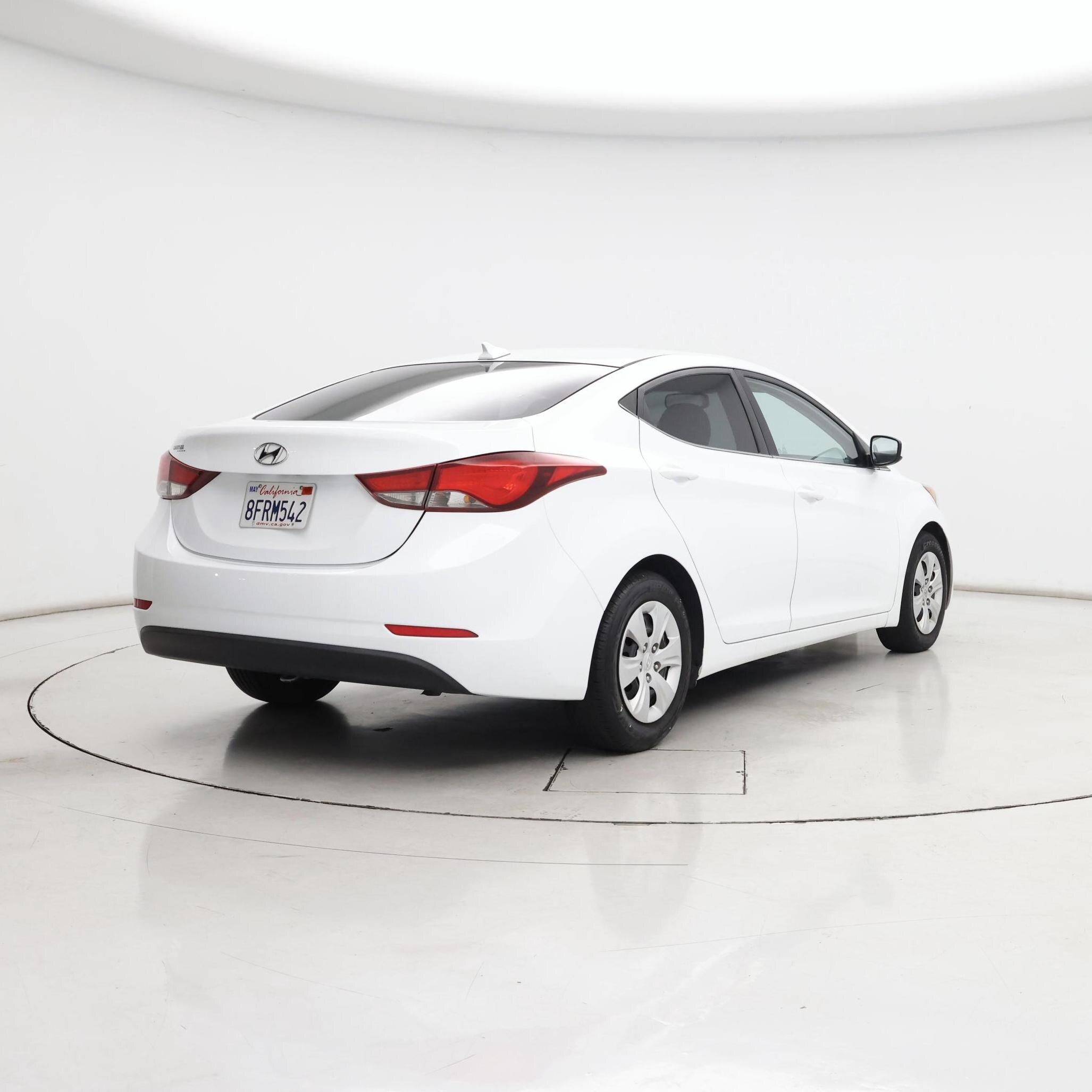 Thumbnail: 2016 Hyundai Elantra - 8
