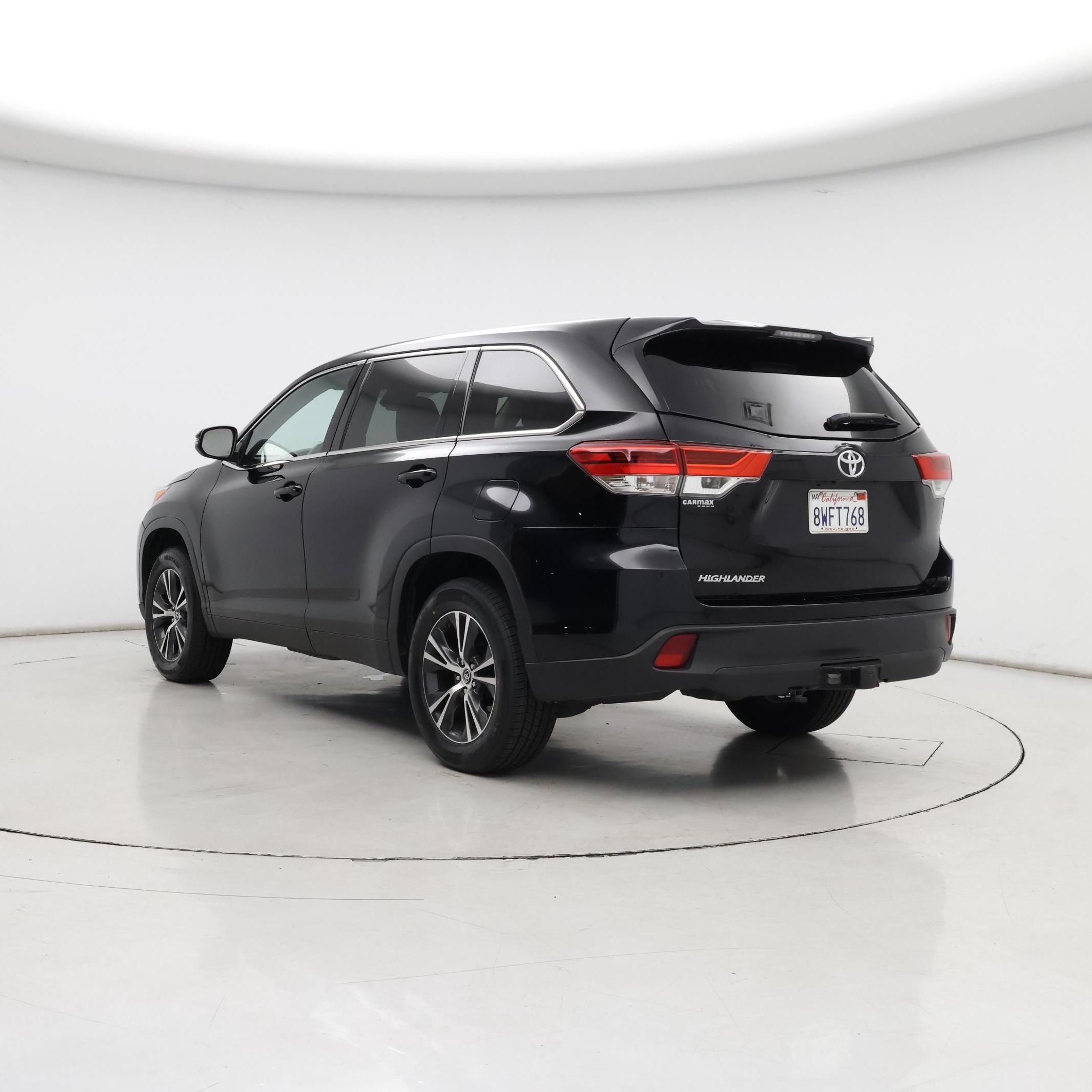 Thumbnail: 2019 Toyota Highlander - 2