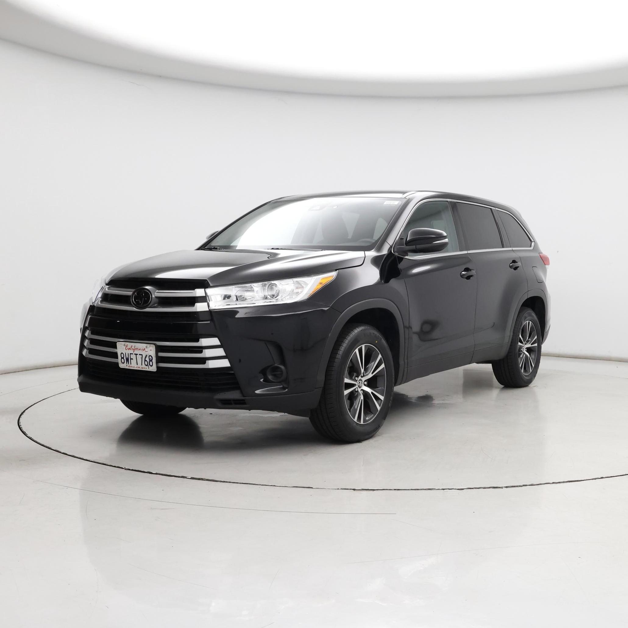 Thumbnail: 2019 Toyota Highlander - 4