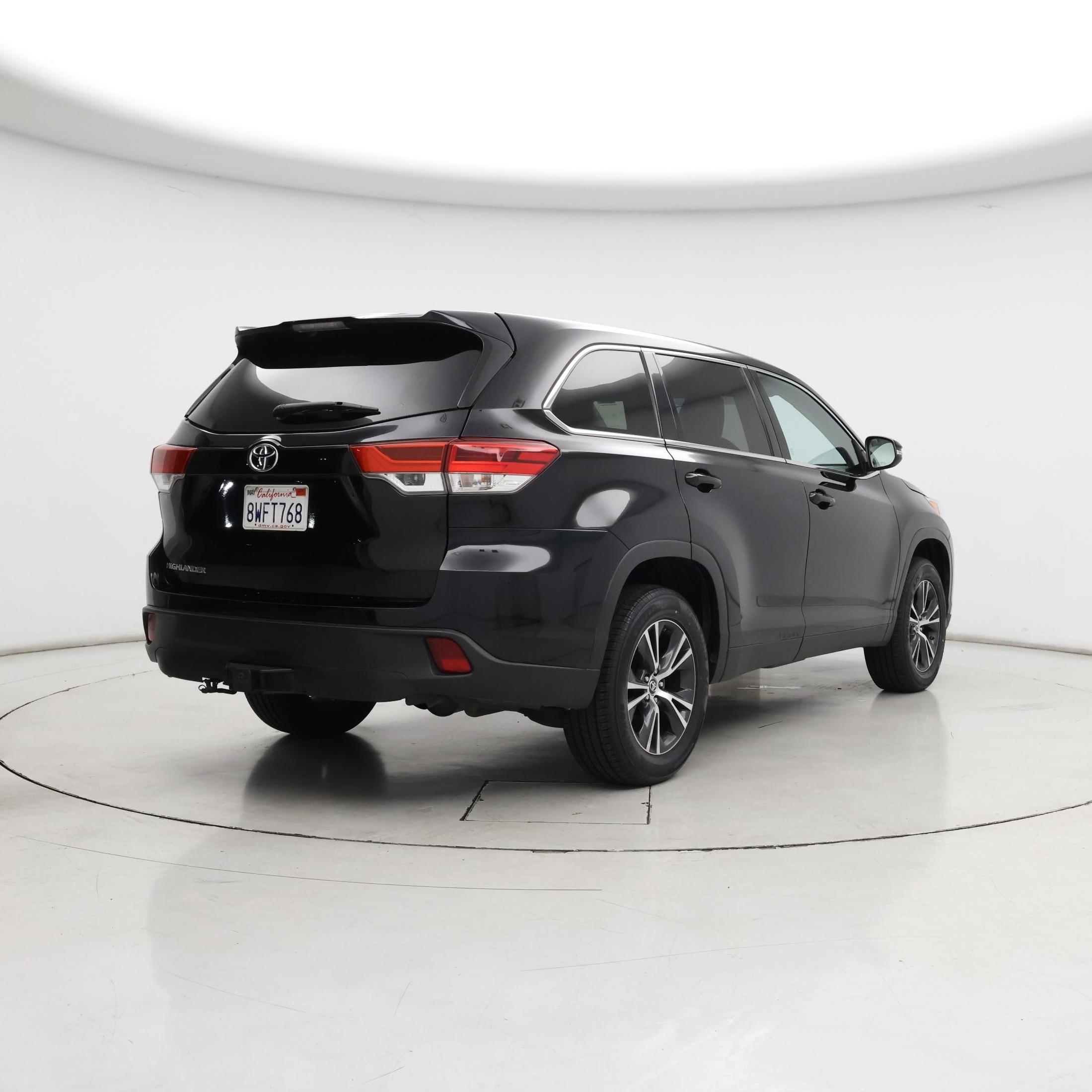 Thumbnail: 2019 Toyota Highlander - 8