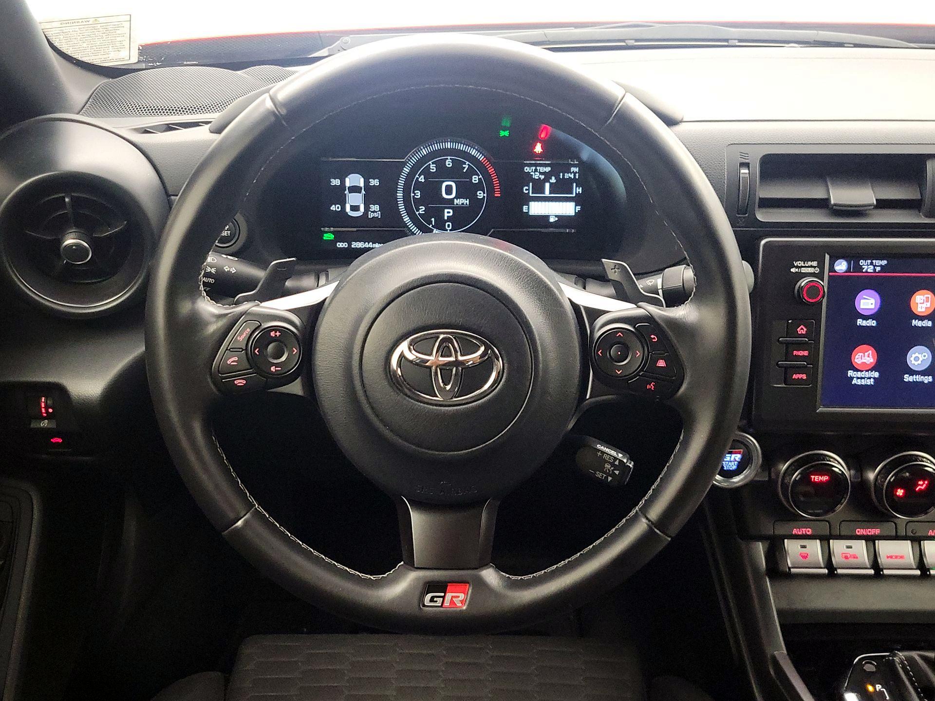 Thumbnail: 2024 Toyota GR86 - 10