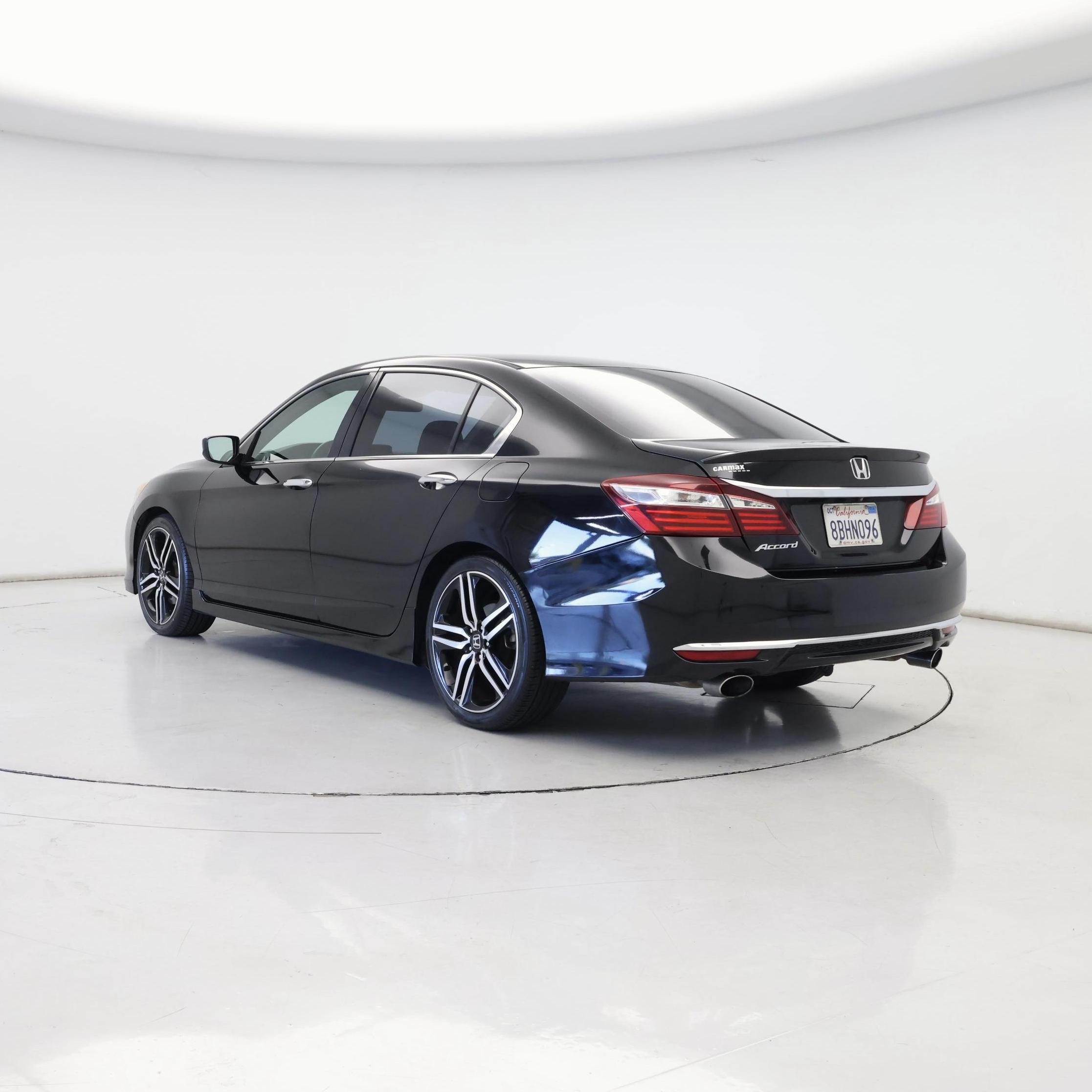 Thumbnail: 2017 Honda Accord - 2