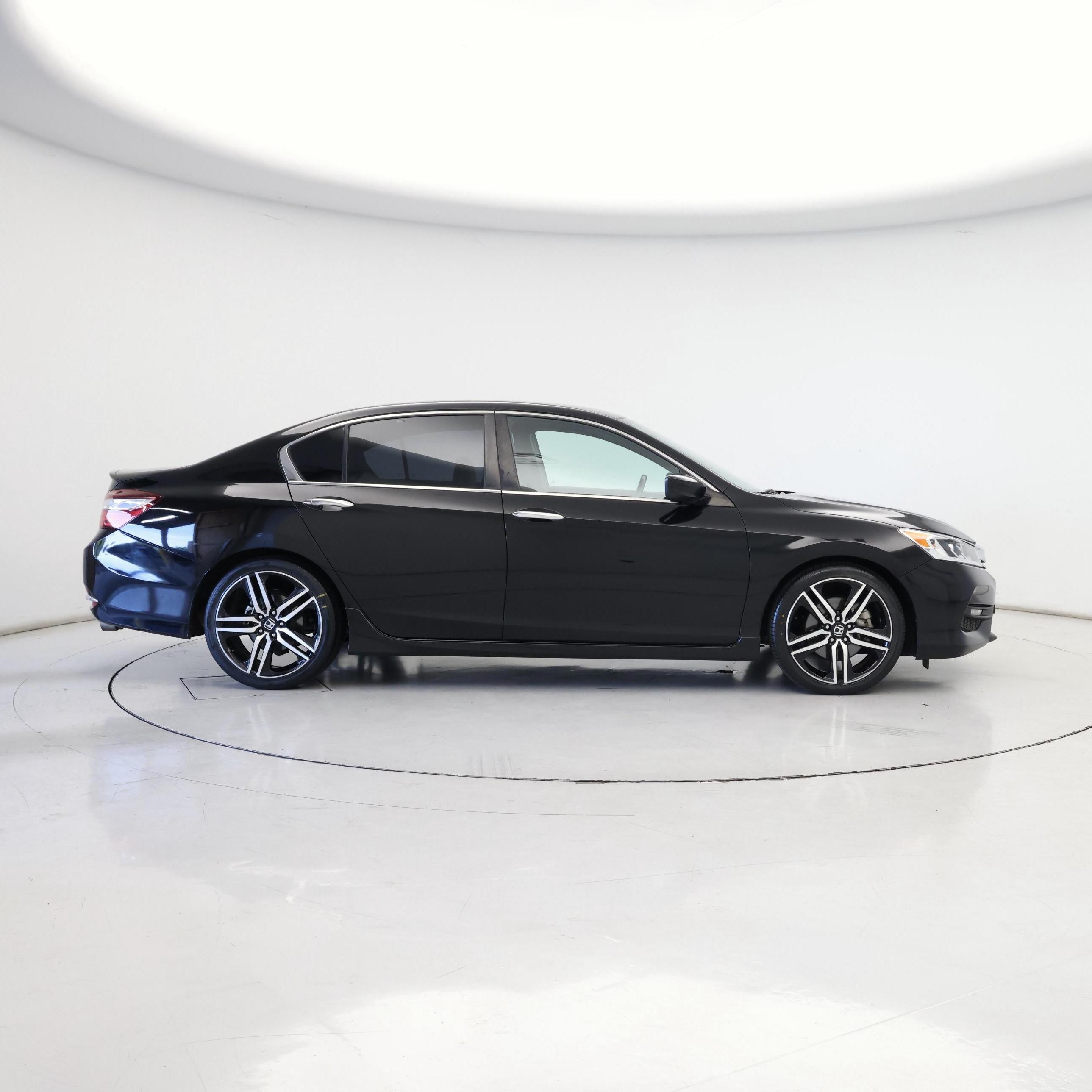 Thumbnail: 2017 Honda Accord - 7