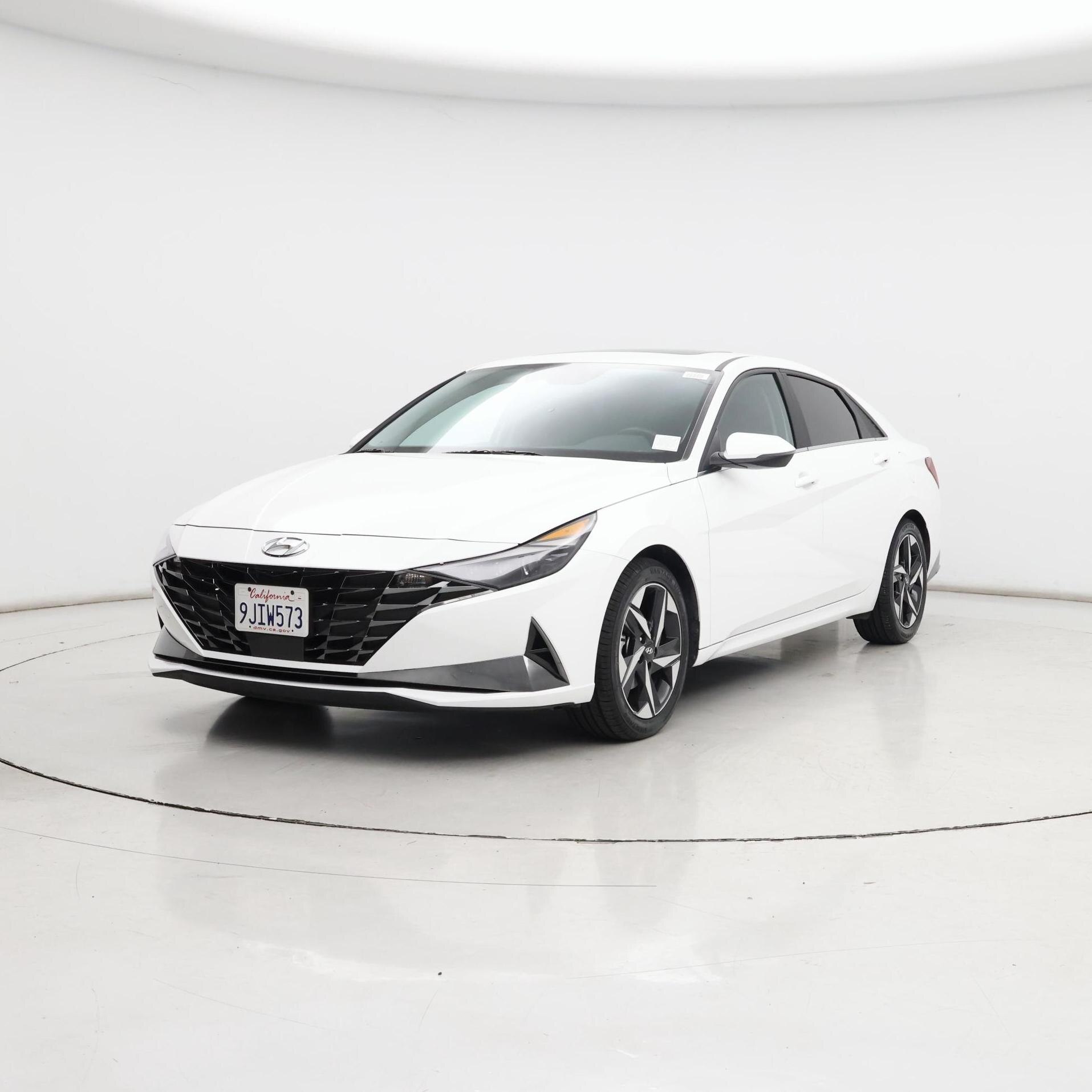 Thumbnail: 2023 Hyundai Elantra - 4