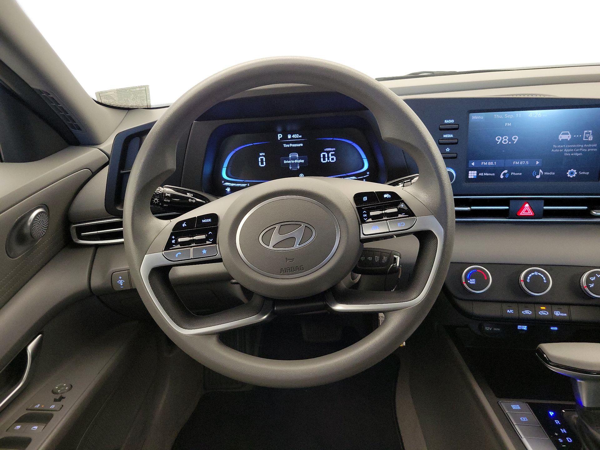 Thumbnail: 2024 Hyundai Elantra - 10