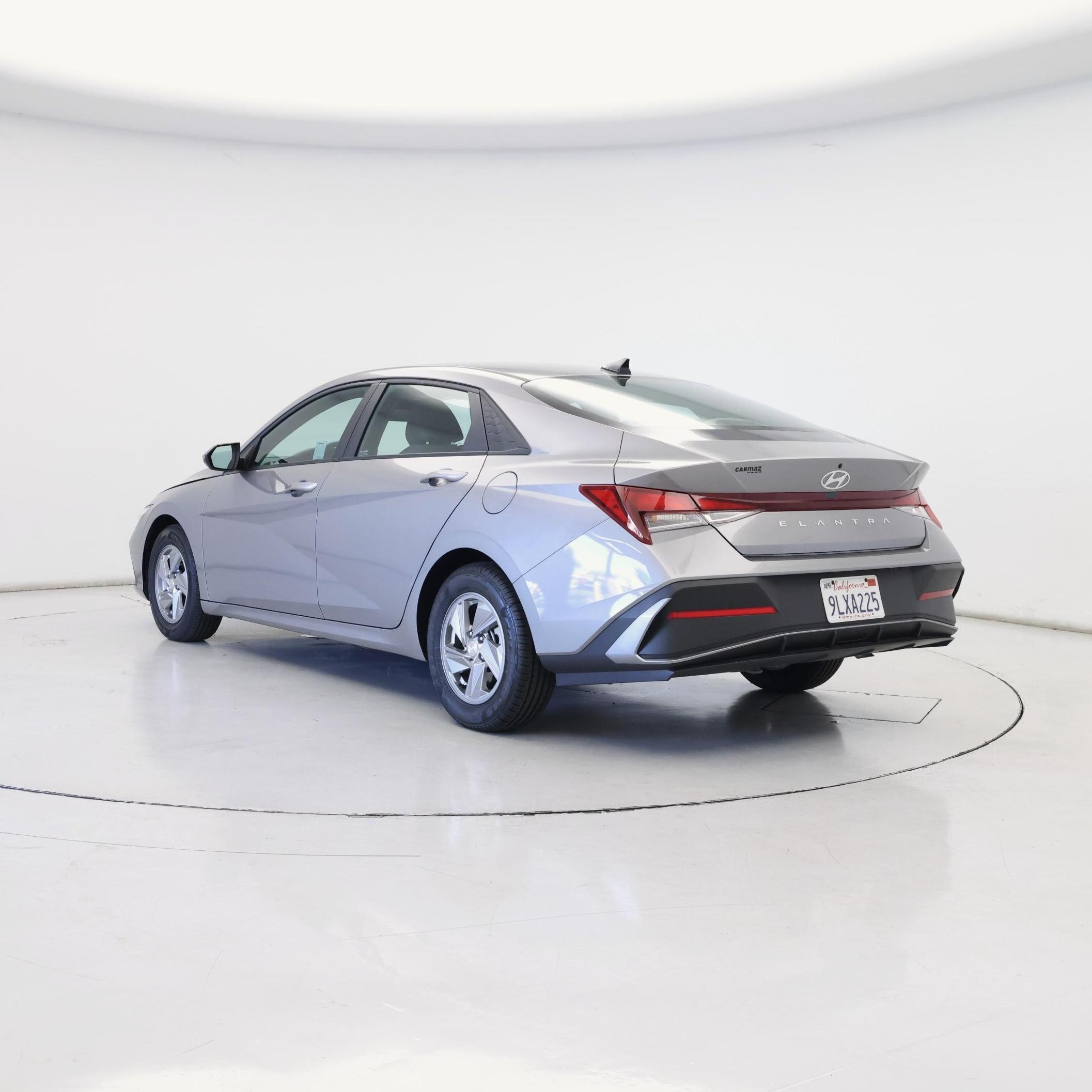 Thumbnail: 2024 Hyundai Elantra - 2