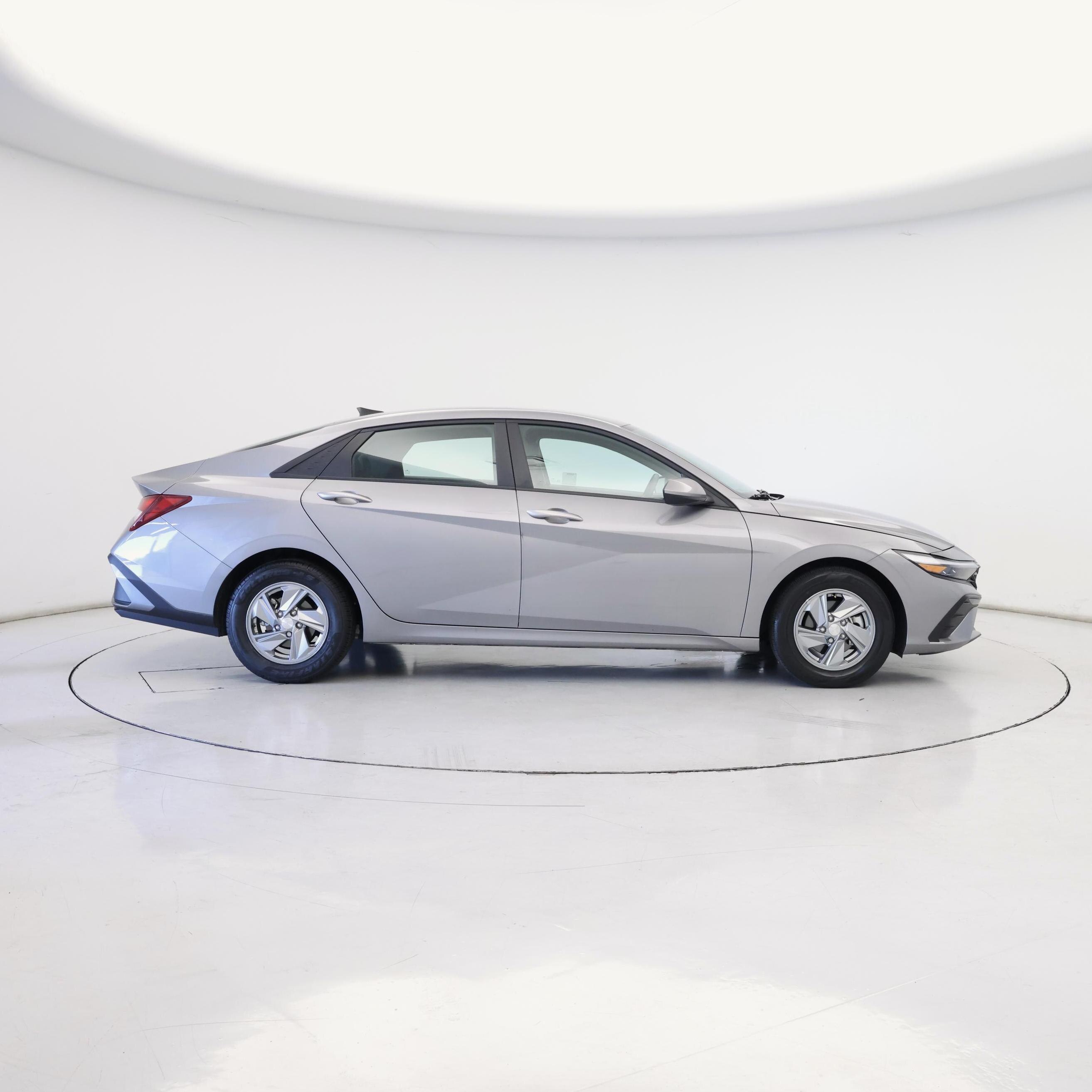 Thumbnail: 2024 Hyundai Elantra - 7