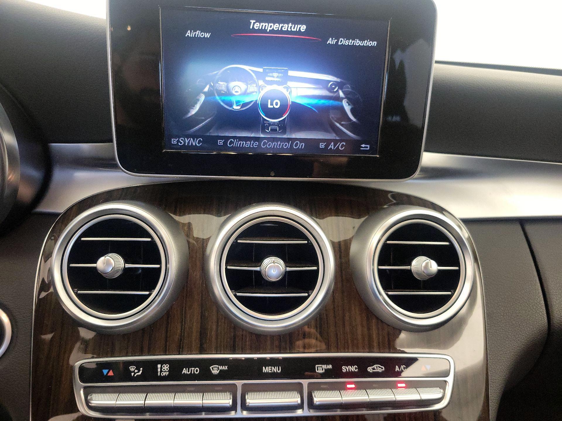 Thumbnail: 2016 Mercedes-Benz C-Class - 17